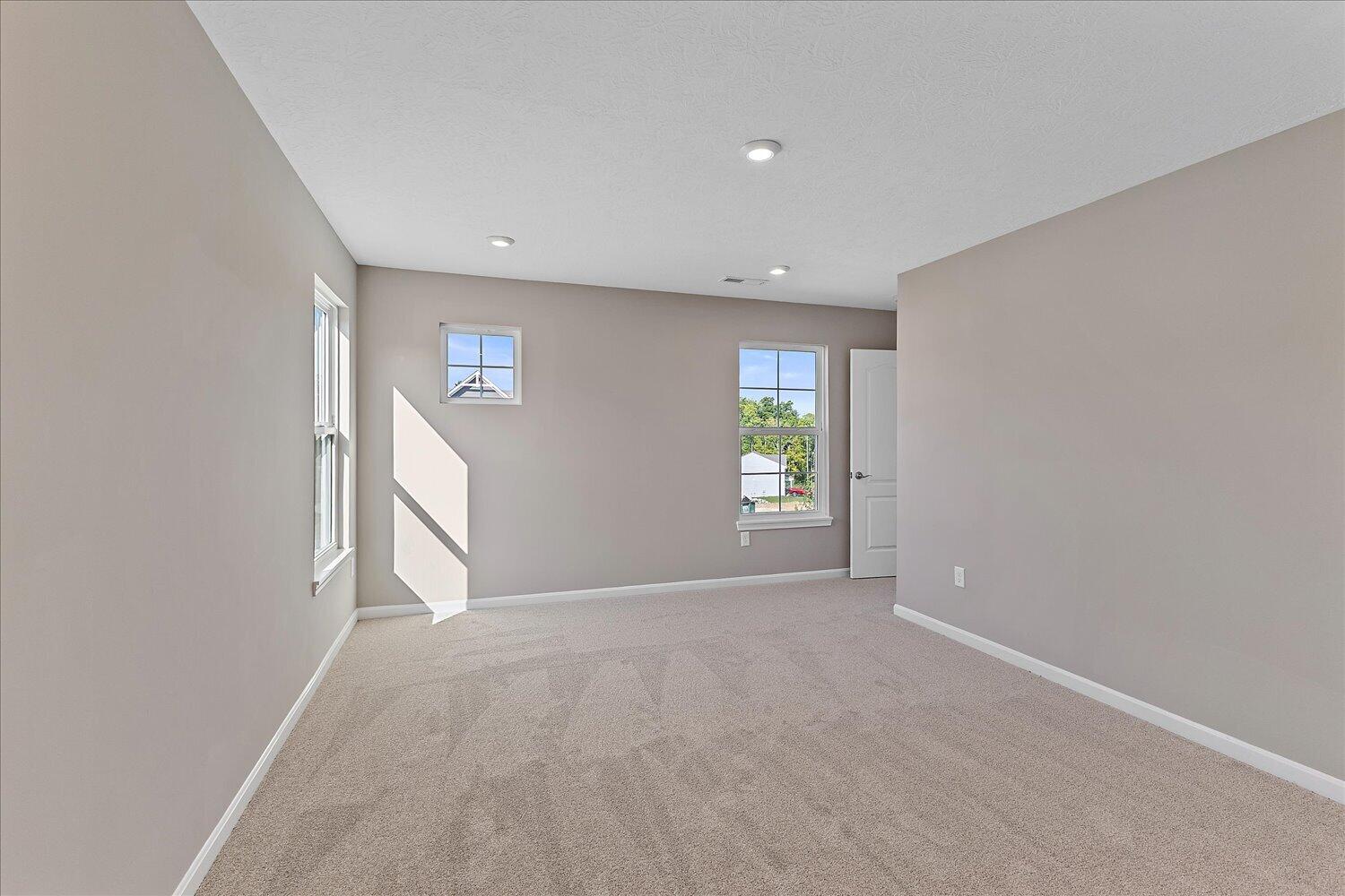 6374 Greenmere Circle Property Photo 14