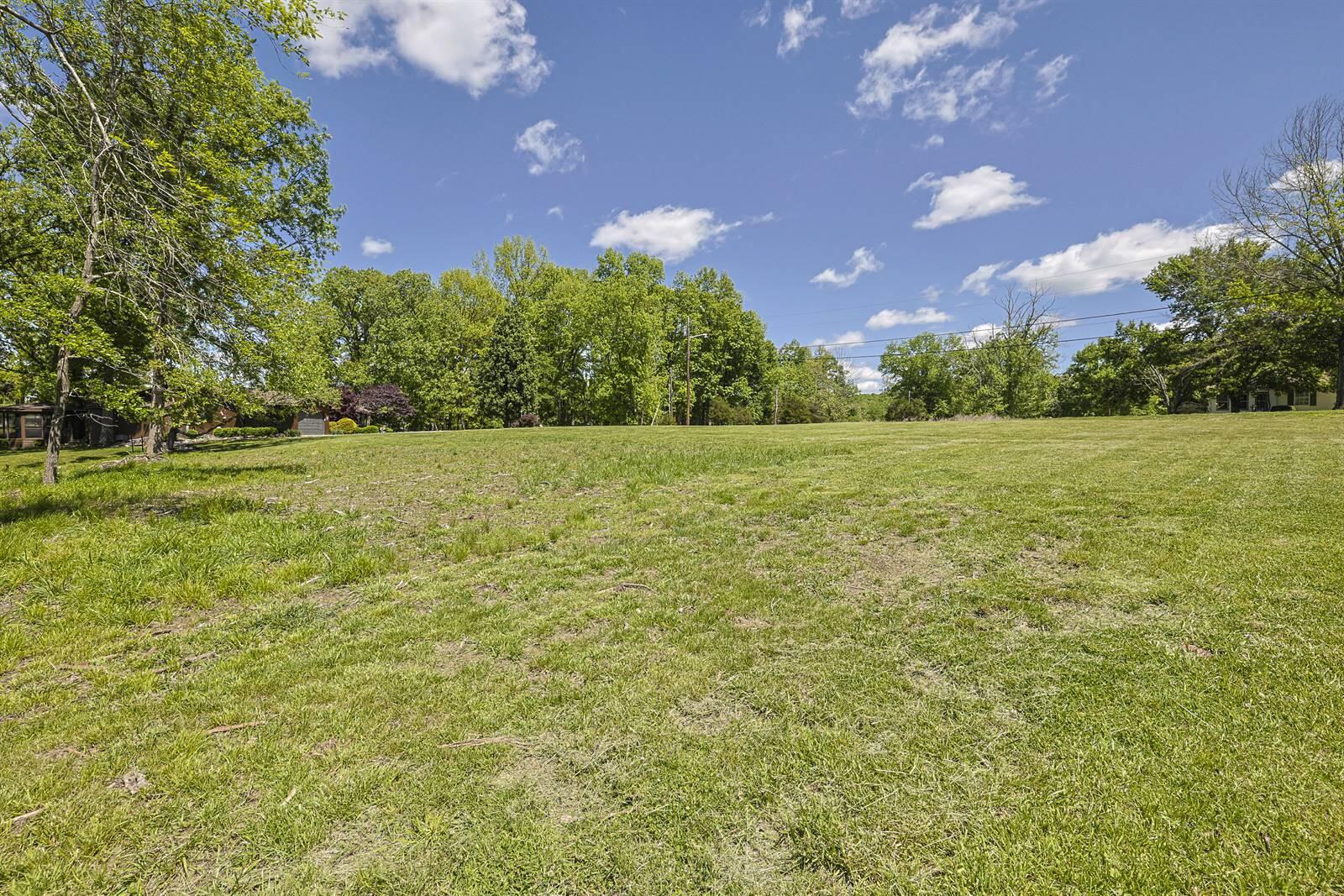 380 Whippoorwill Lane Property Photo 7
