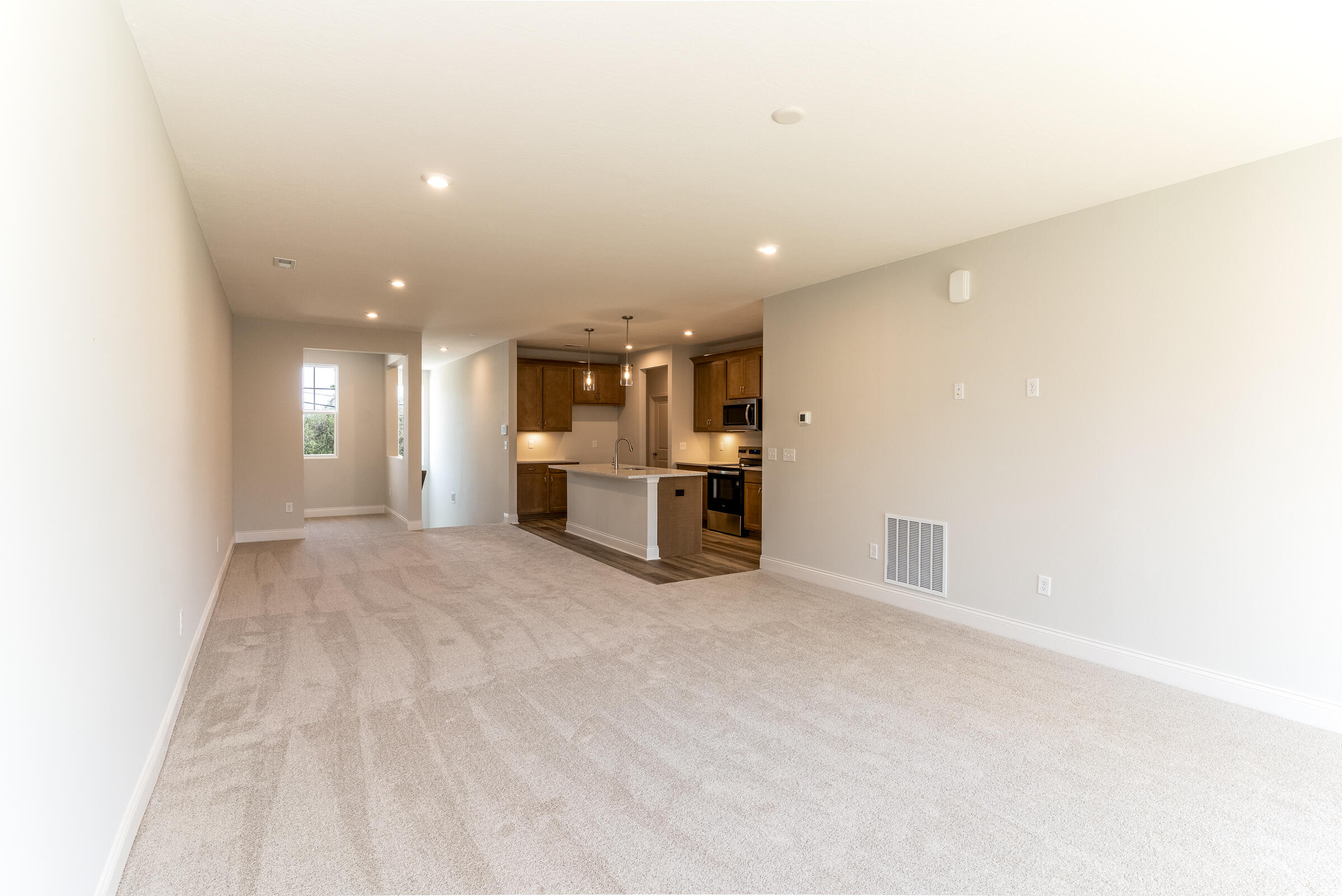 2666 Timberside Drive Property Photo 8