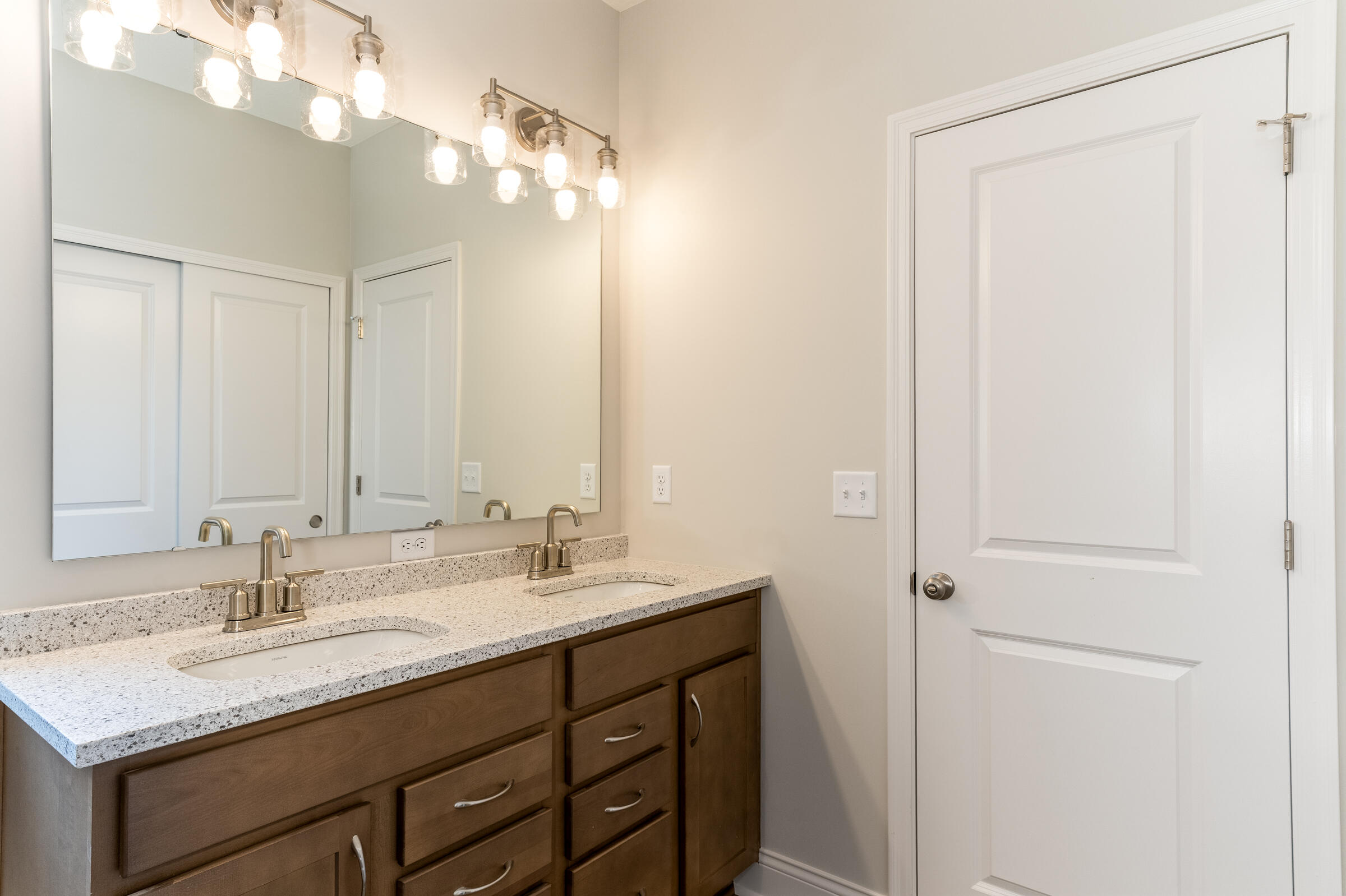 2666 Timberside Drive Property Photo 19