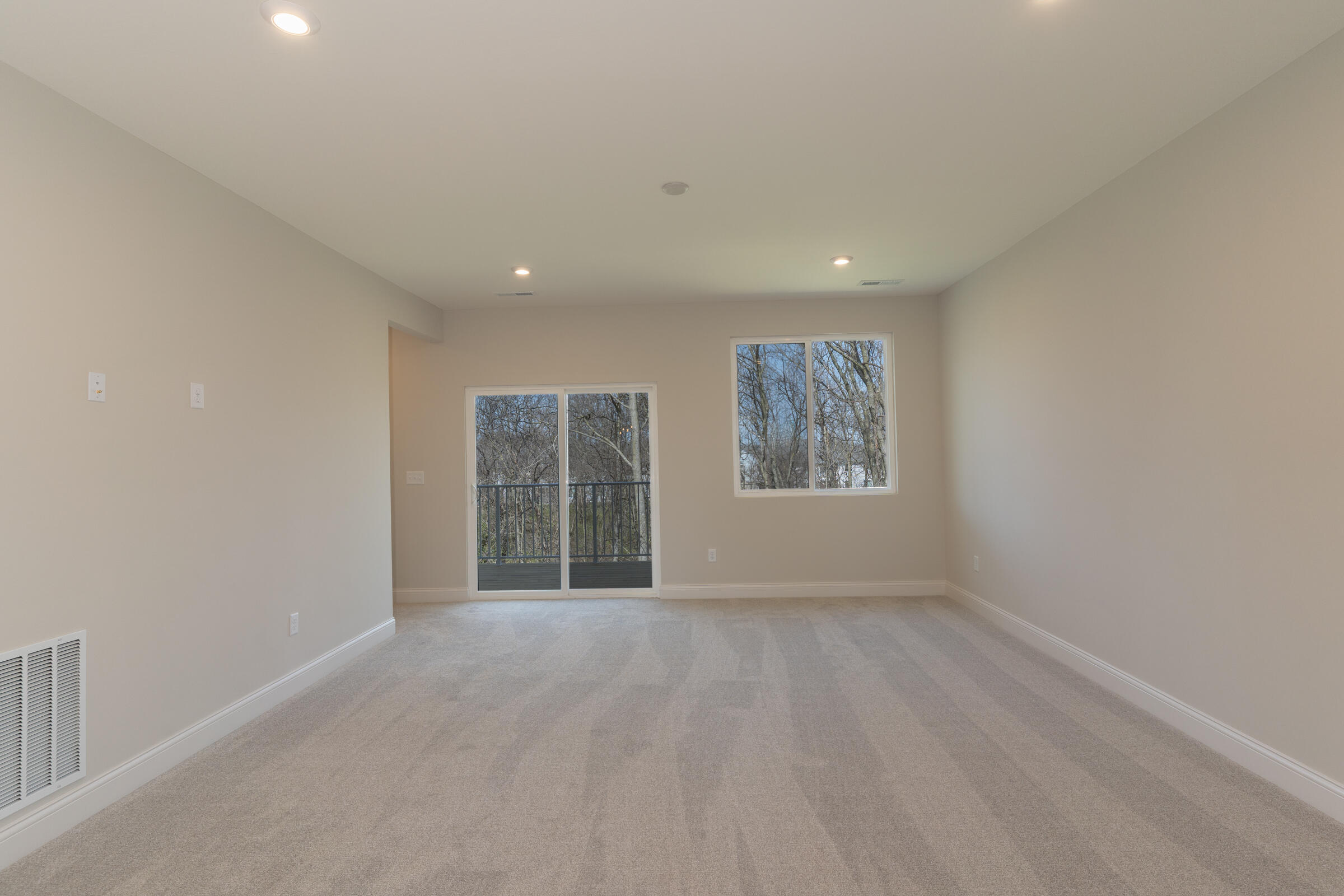 2682 Timberside Drive Property Photo 3