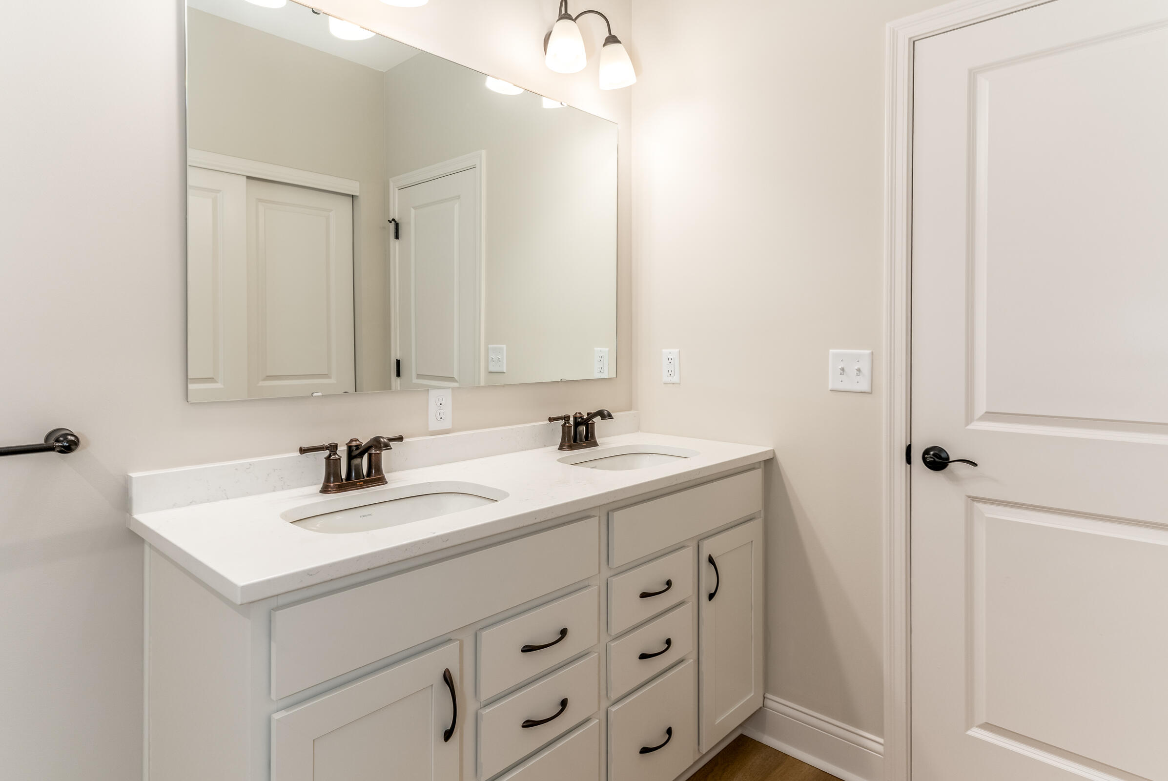 2682 Timberside Drive Property Photo 18