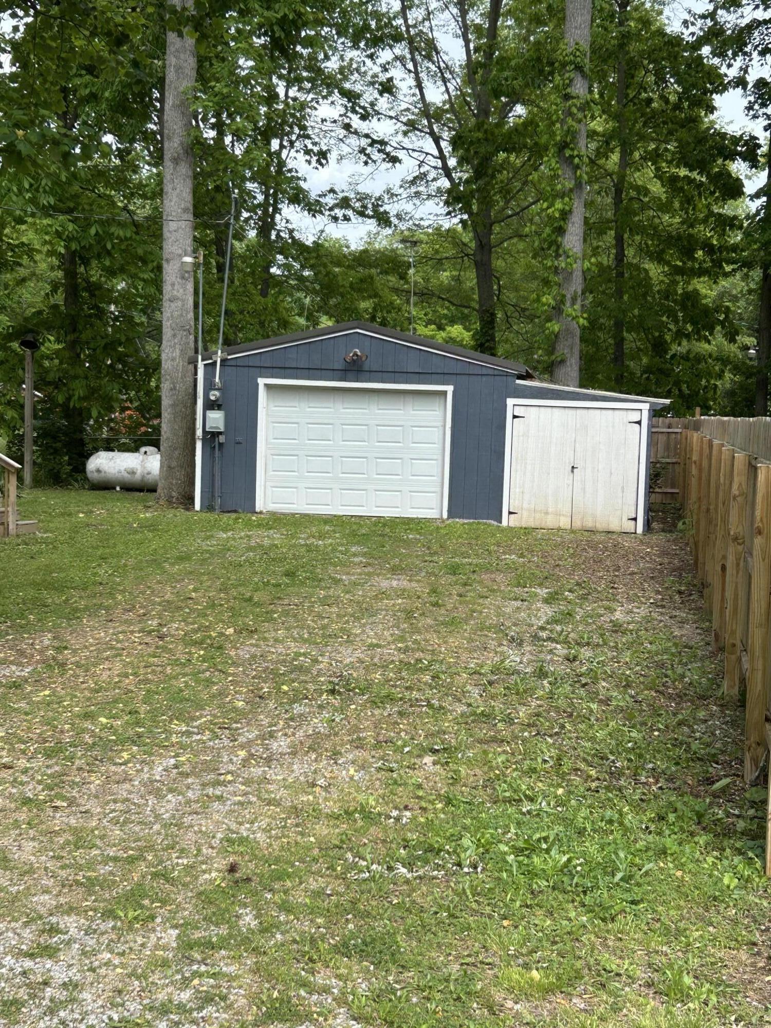 635 River Road Property Photo 12
