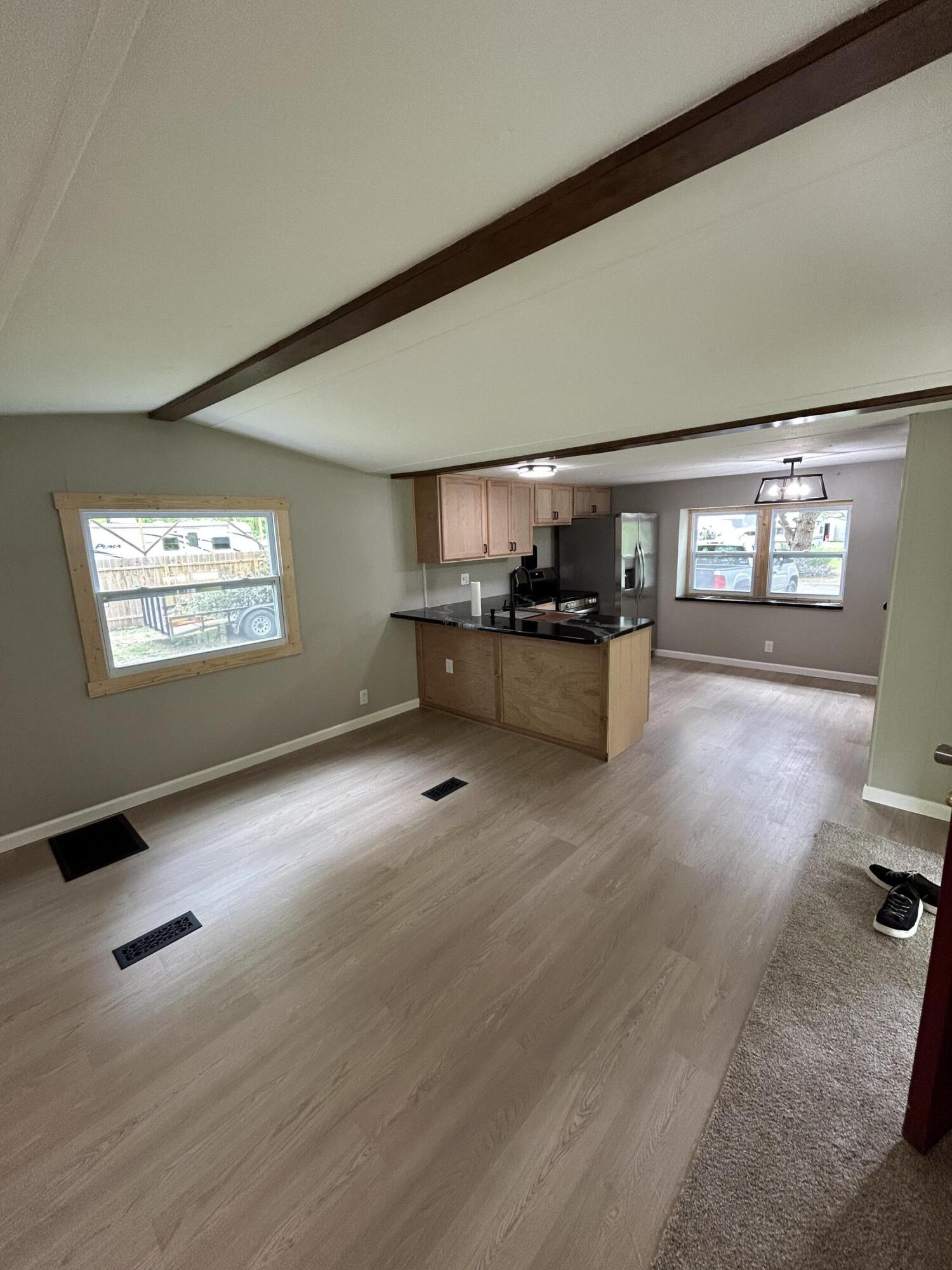 635 River Road Property Photo 18