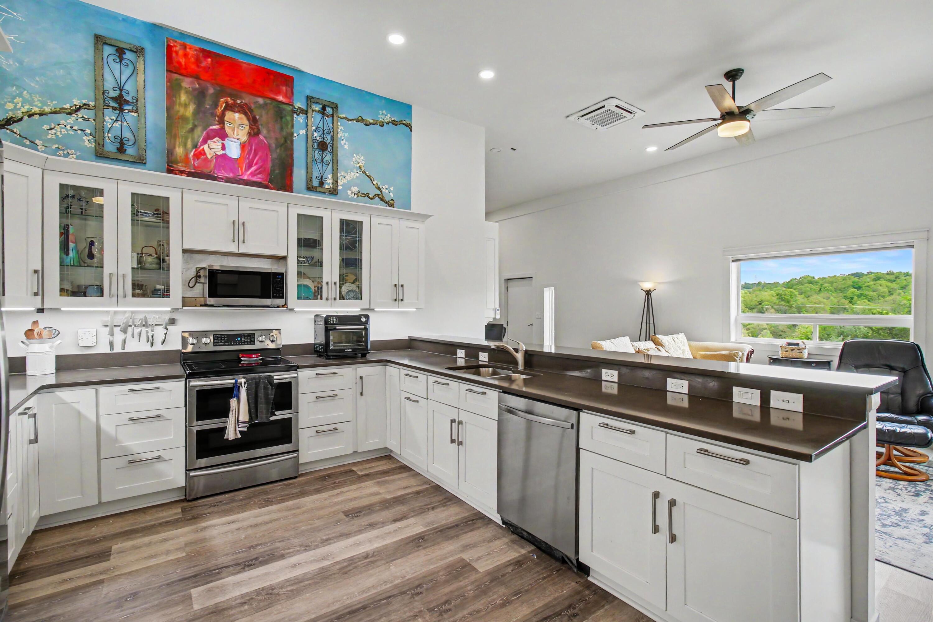 8768 Stonehouse Road Property Photo 12