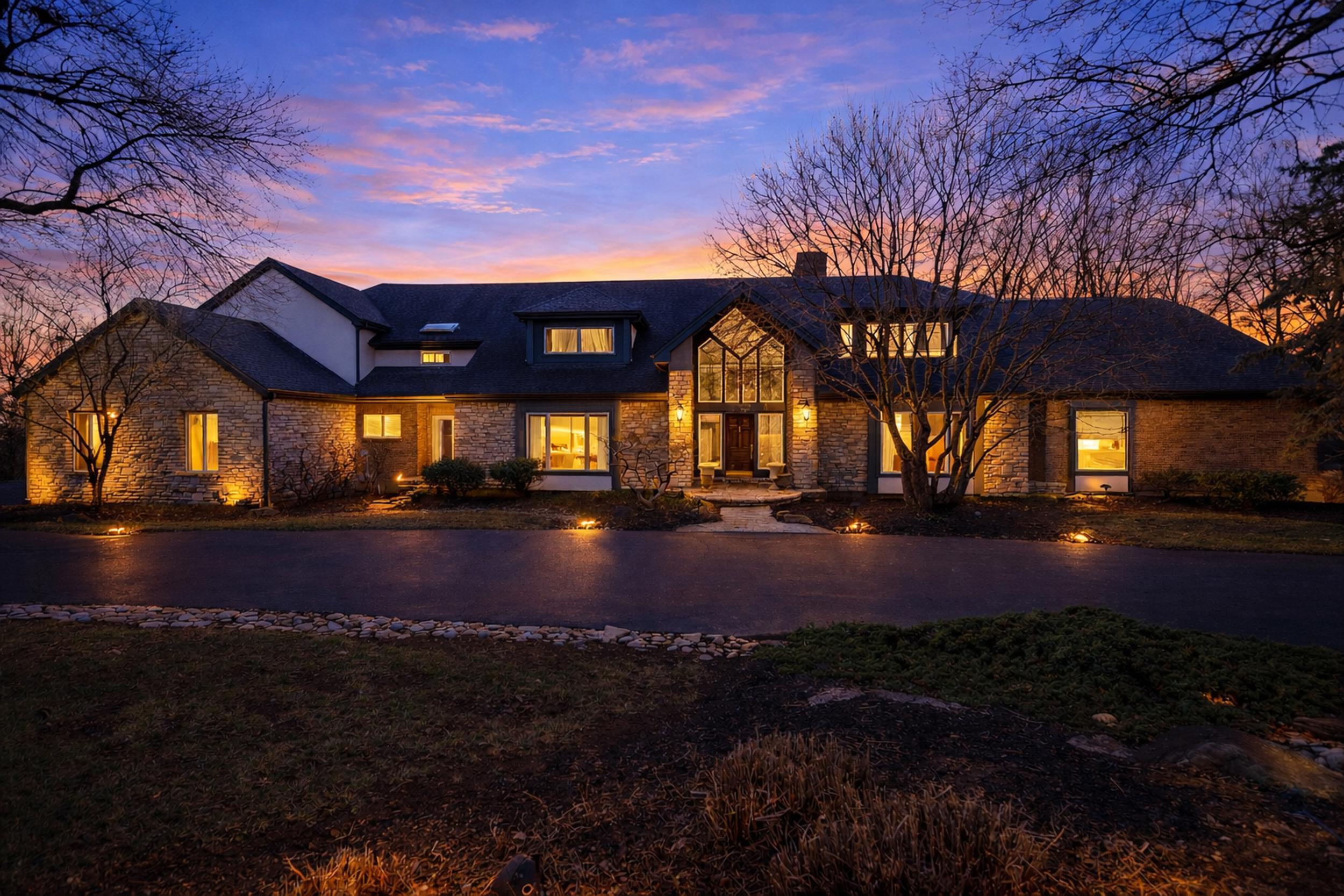 2021 Edenderry Drive Property Photo 1