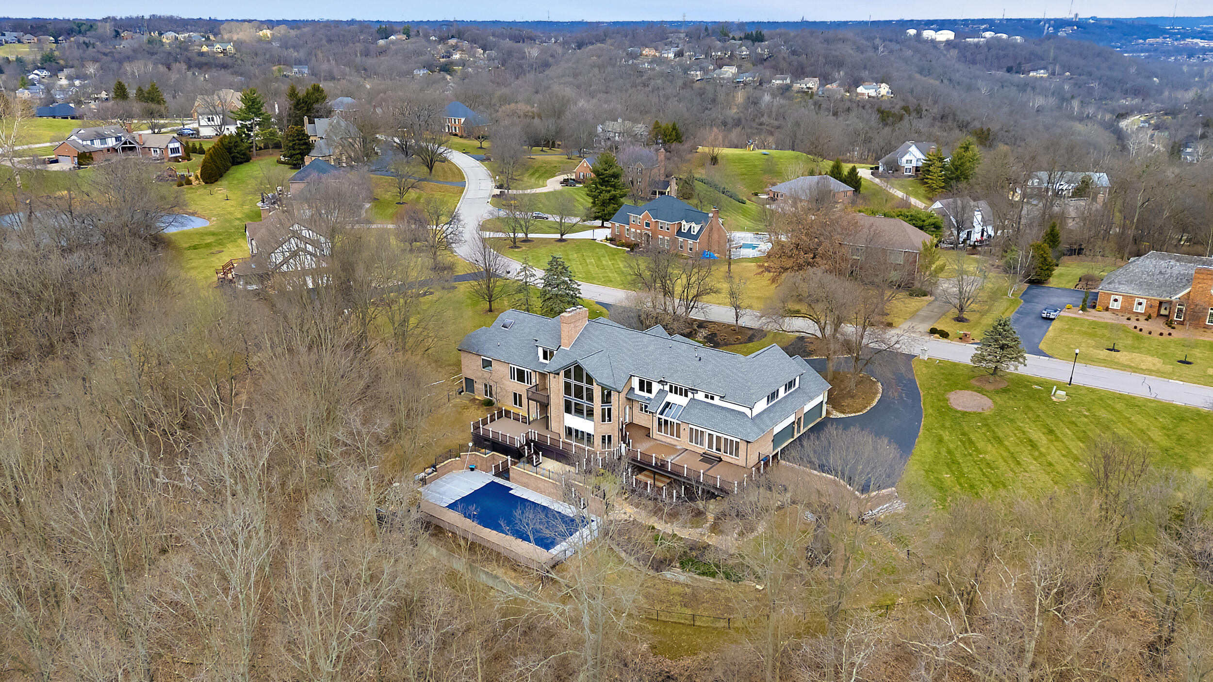 2021 Edenderry Drive Property Photo 4