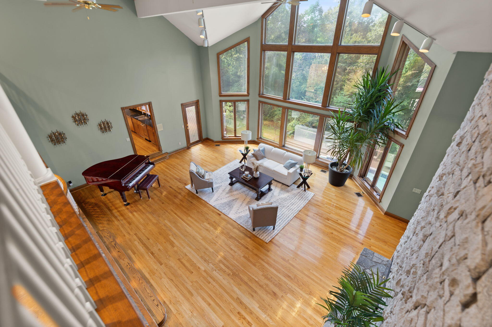 2021 Edenderry Drive Property Photo 9