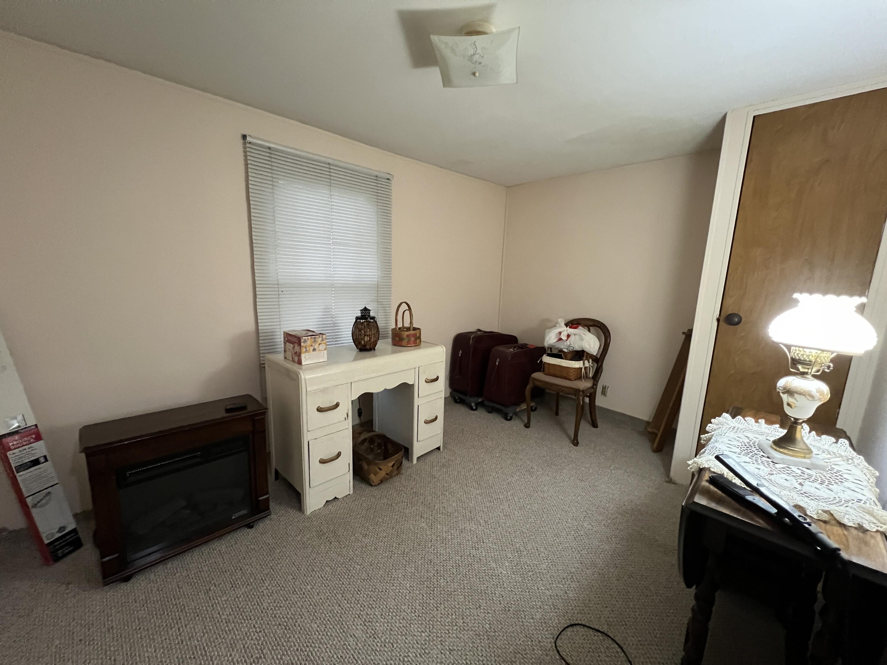 986 42e Hwy Property Photo 24