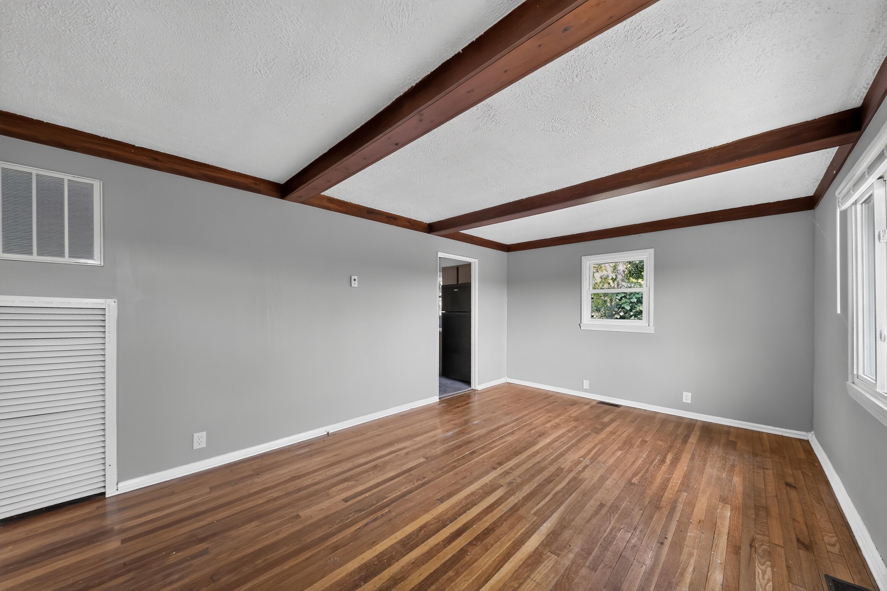 1611 Monroe Street Property Photo 10