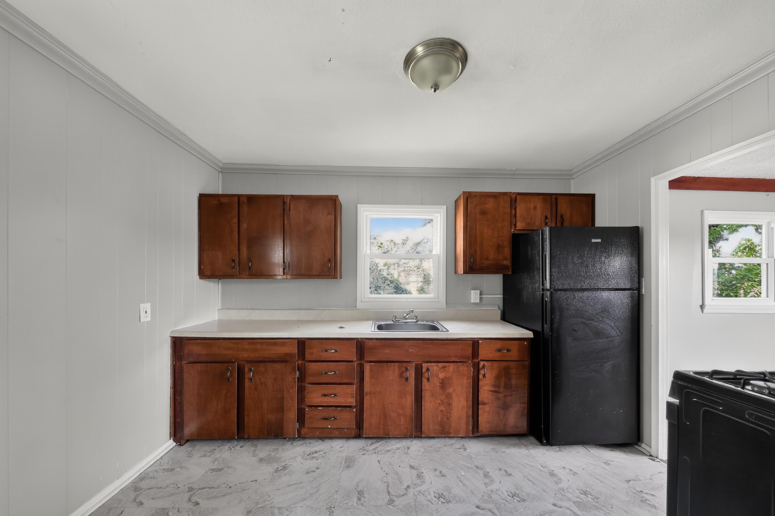 1611 Monroe Street Property Photo 13