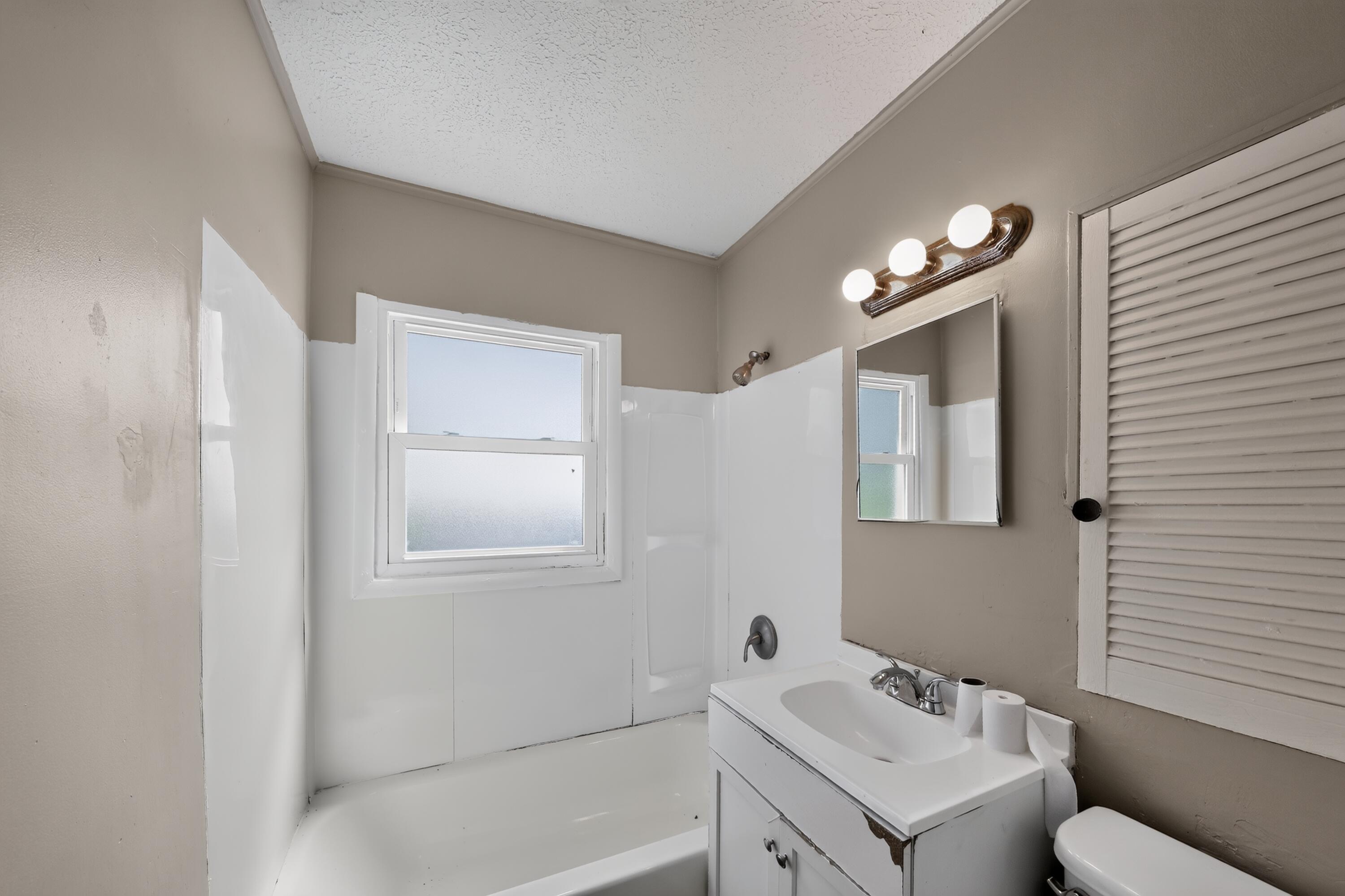 1611 Monroe Street Property Photo 25