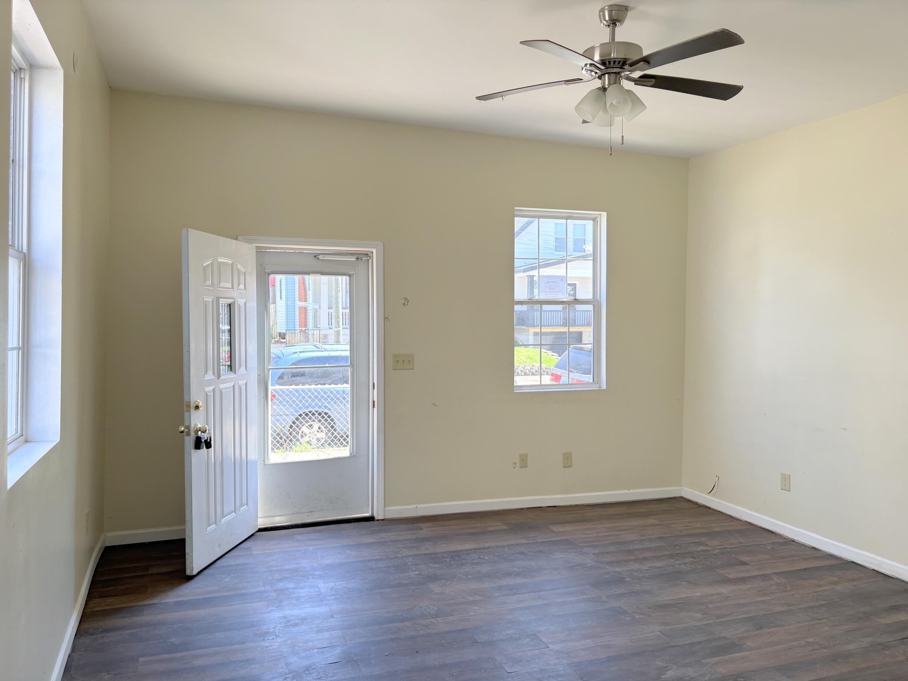 507 7th Avenue Property Photo 3