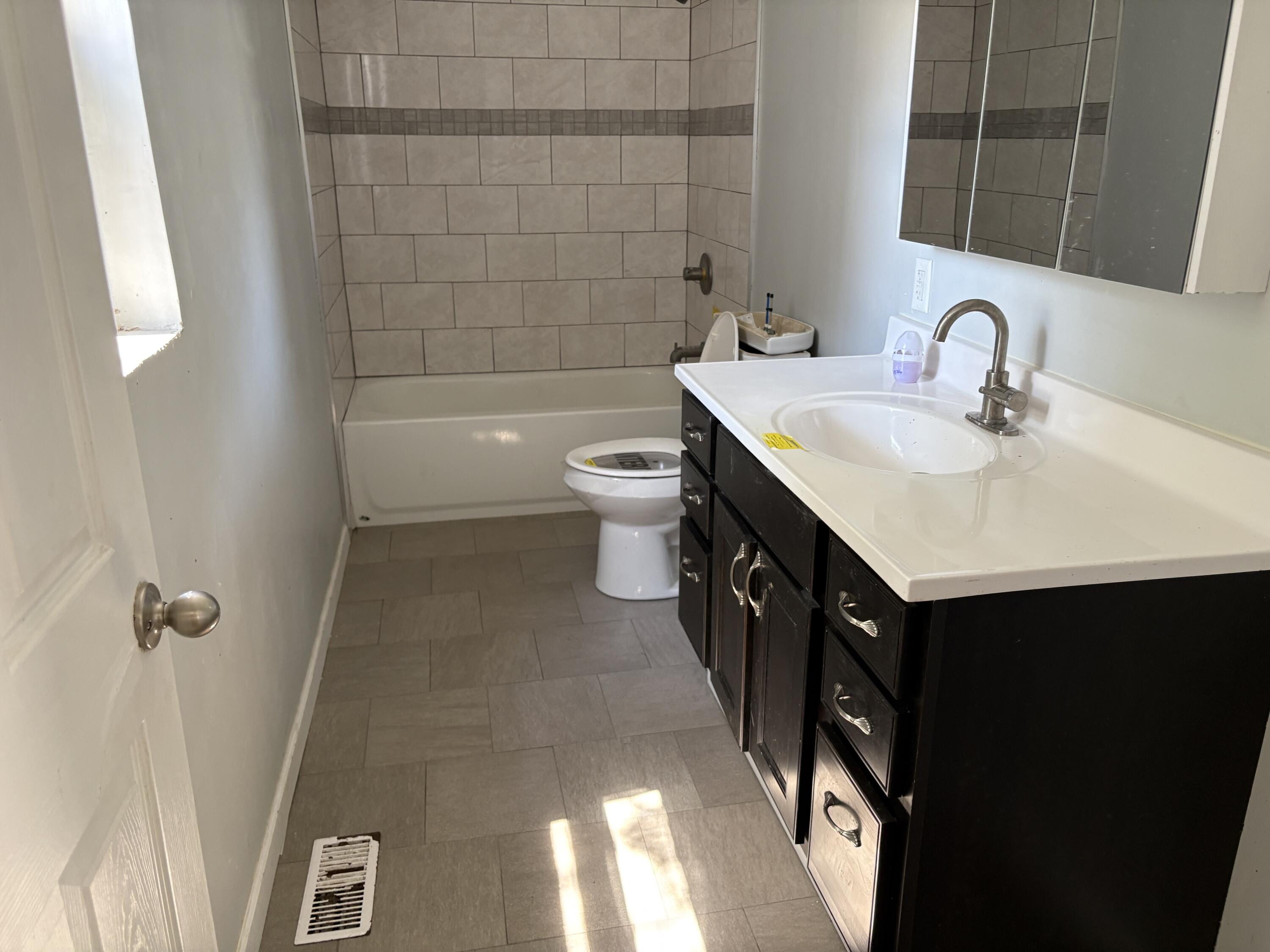 507 7th Avenue Property Photo 6