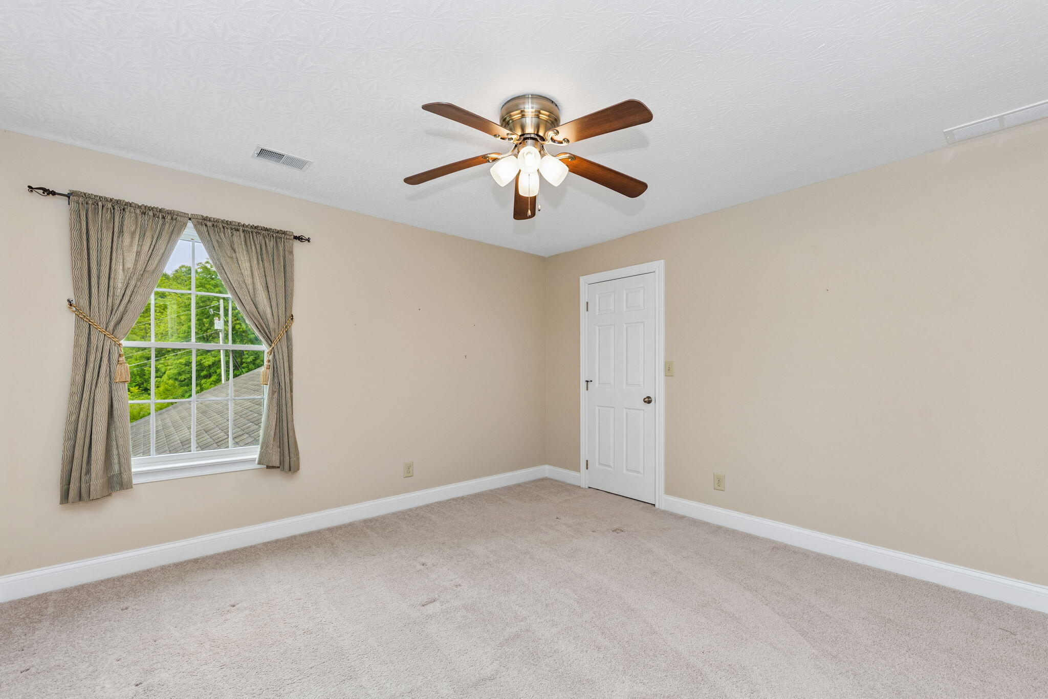 1060 Old 19 Property Photo 33