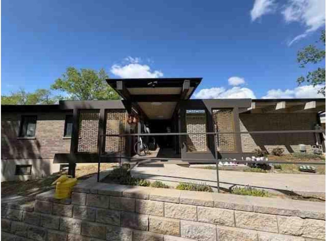 110 Broadview Place Property Photo 3
