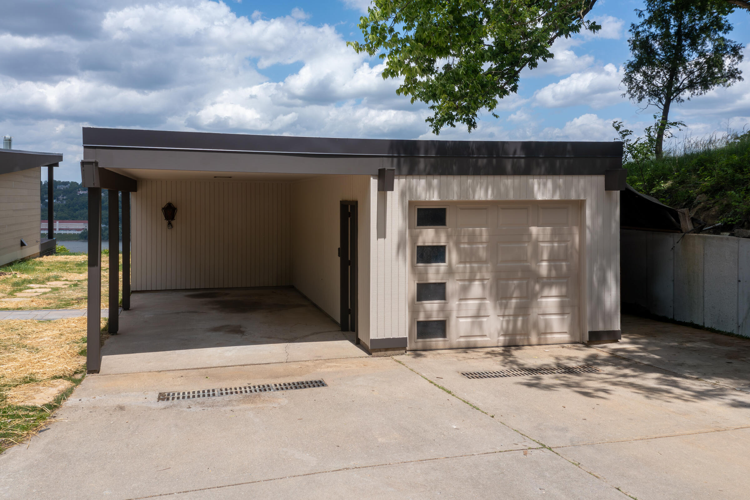 110 Broadview Place Property Photo 4