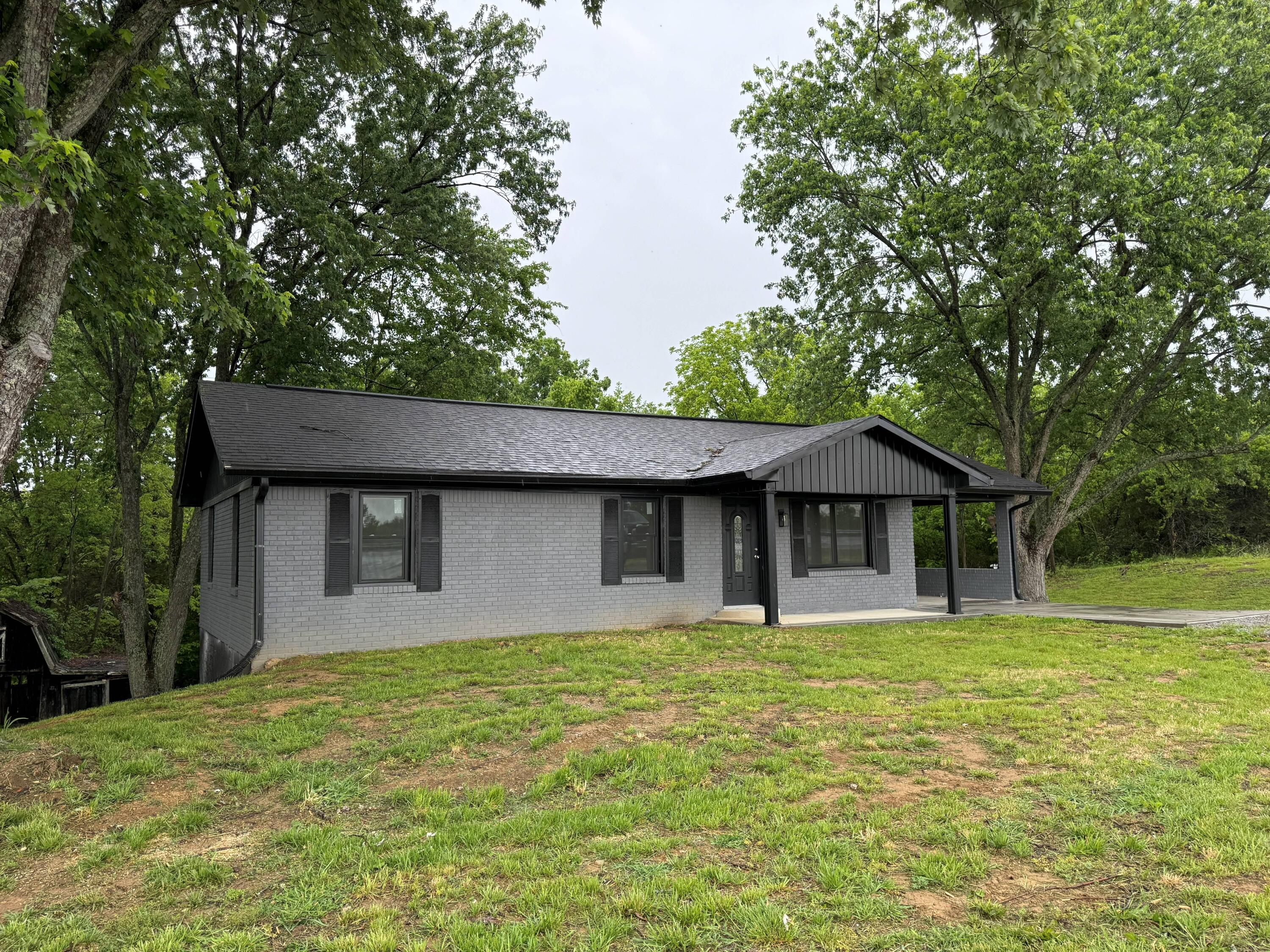 2105 S Highway 127 S Property Photo 4