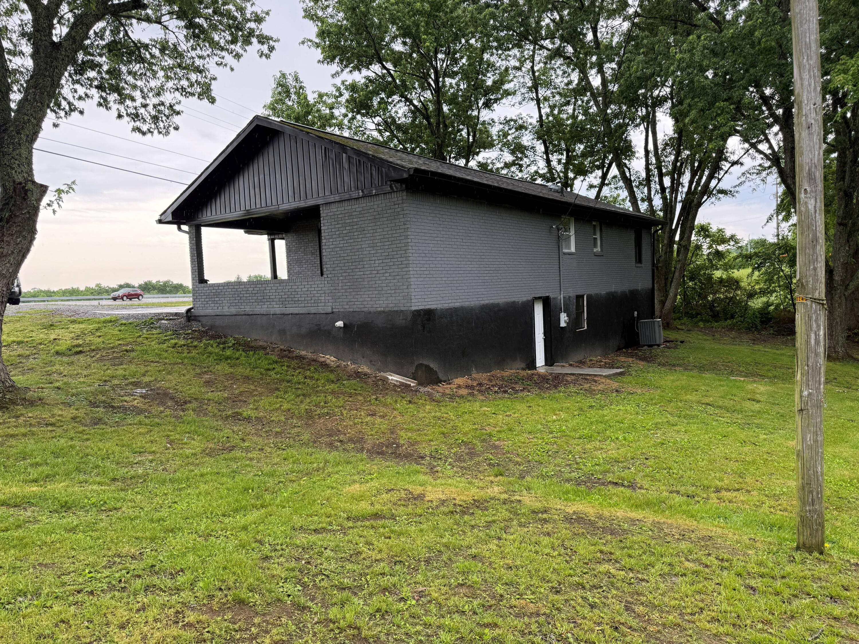 2105 S Highway 127 S Property Photo 5