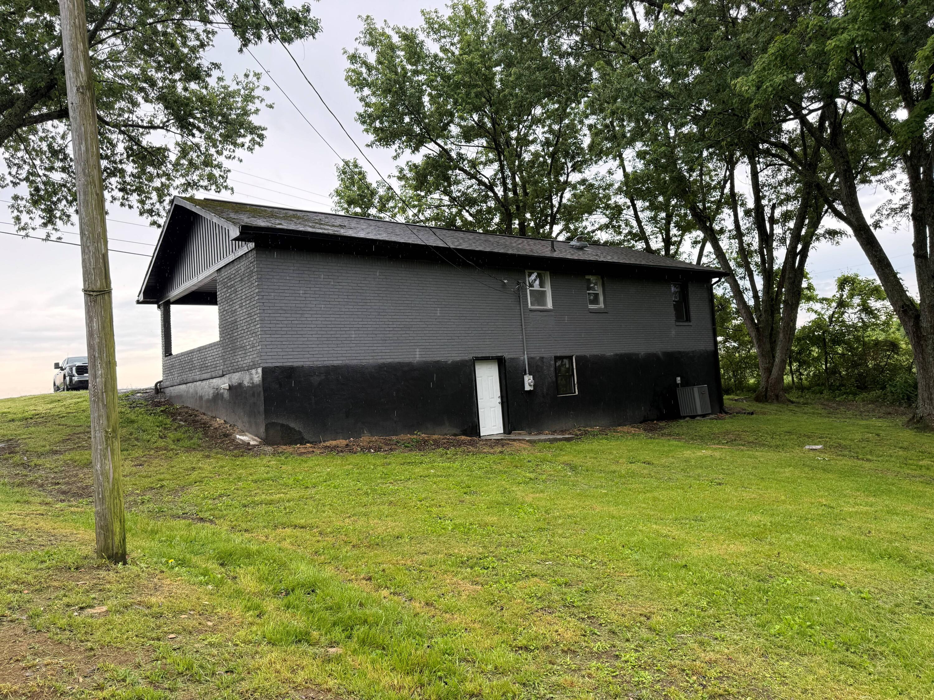 2105 S Highway 127 S Property Photo 6