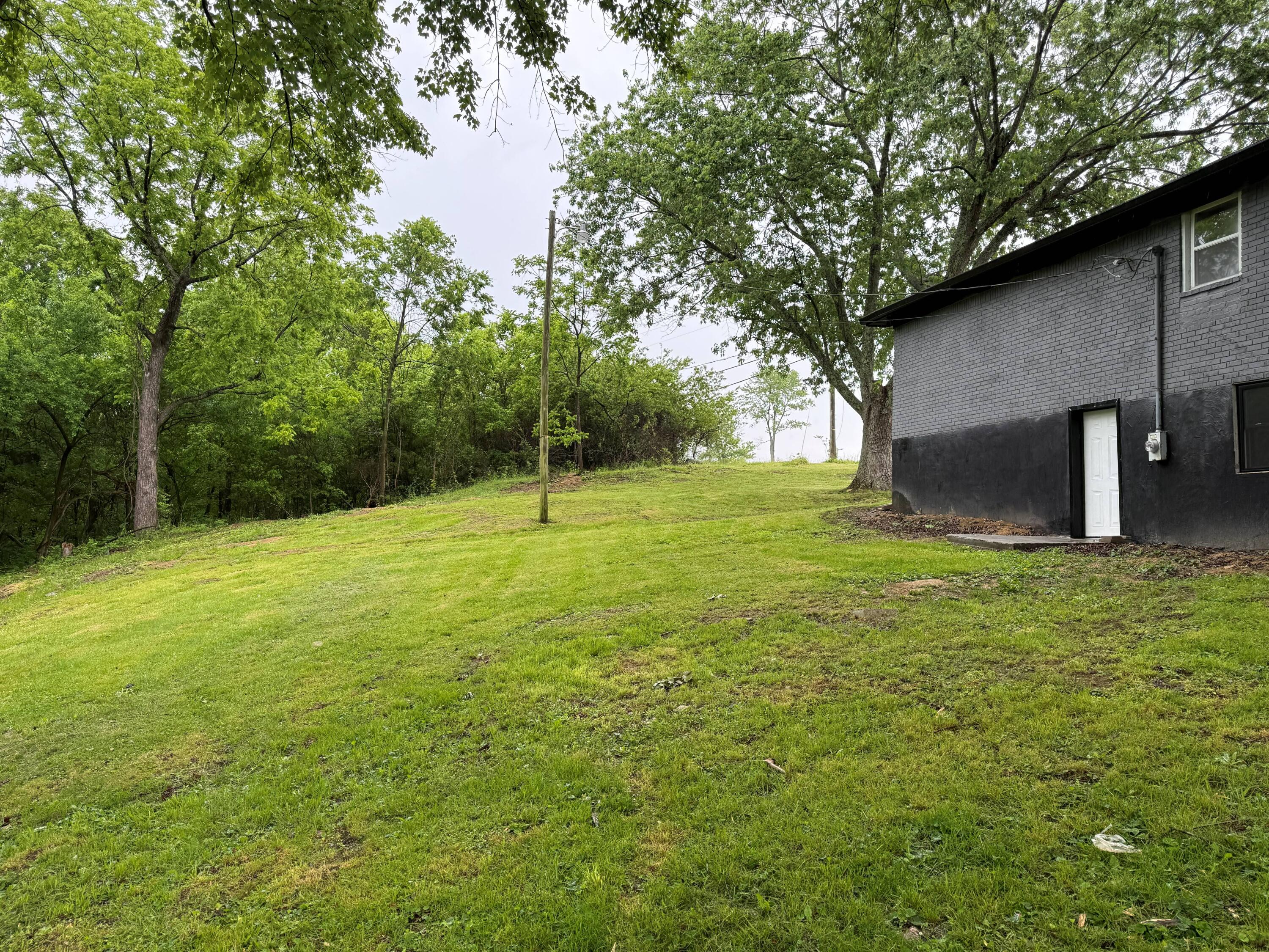 2105 S Highway 127 S Property Photo 8