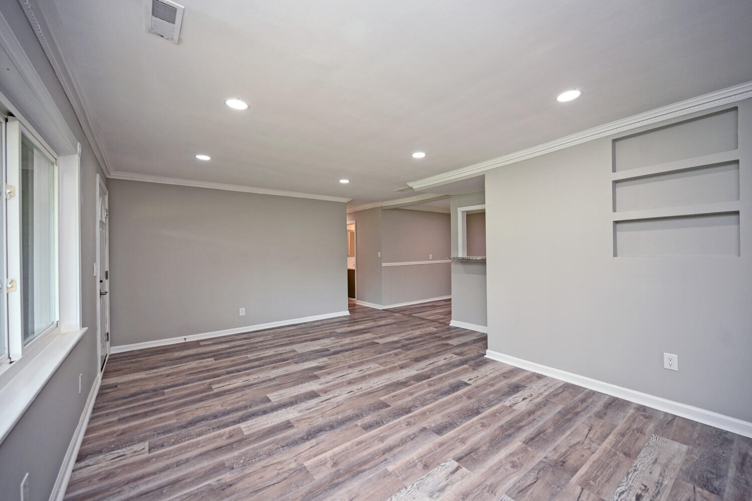 1044 Merrell Road Property Photo 7