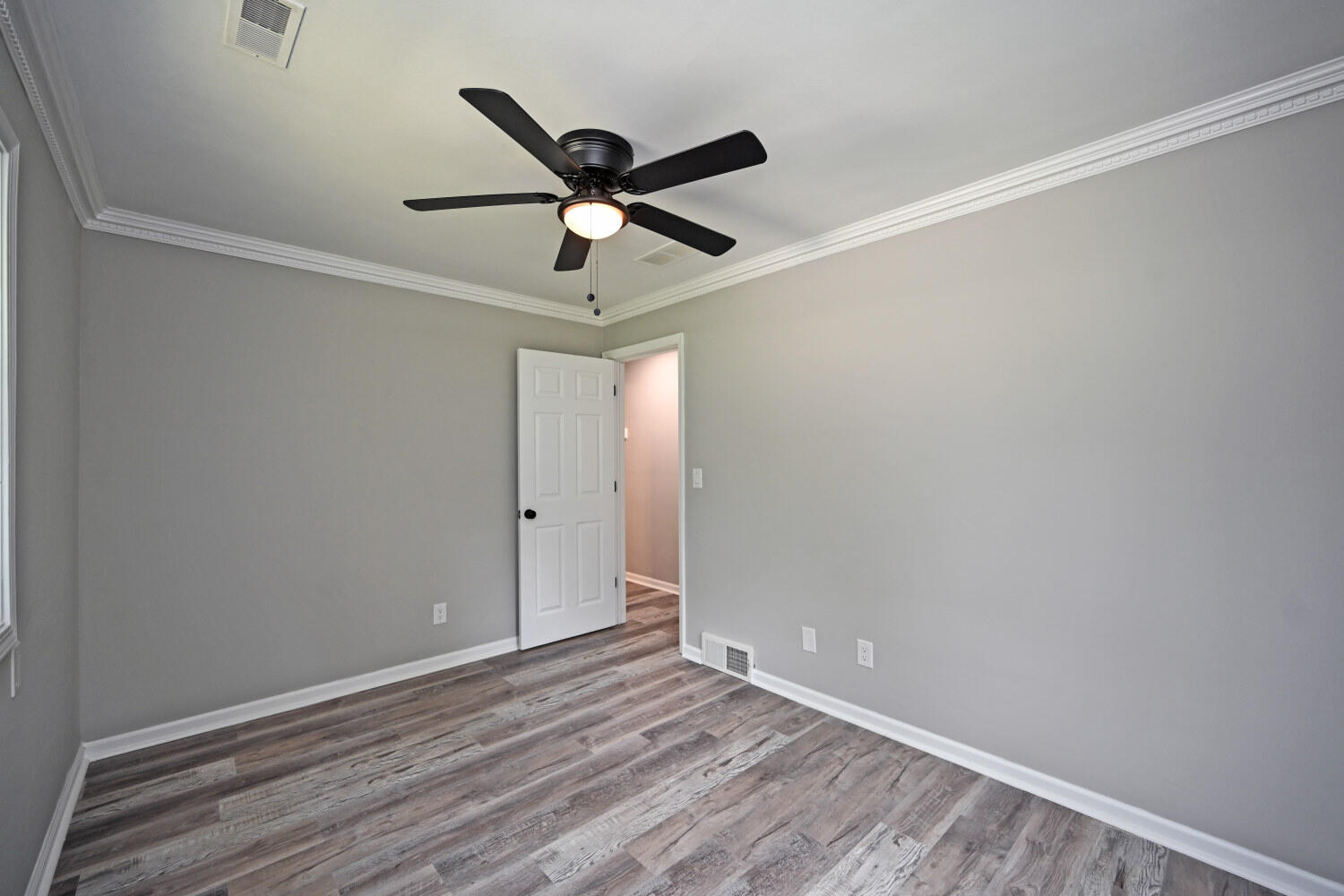 1044 Merrell Road Property Photo 18
