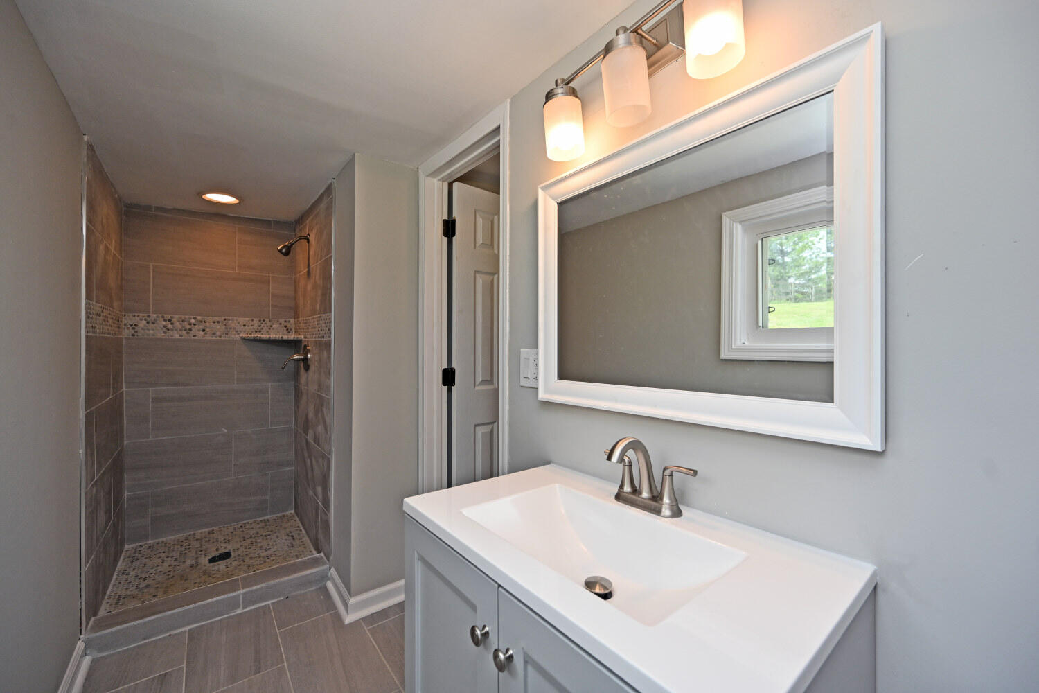 1044 Merrell Road Property Photo 28
