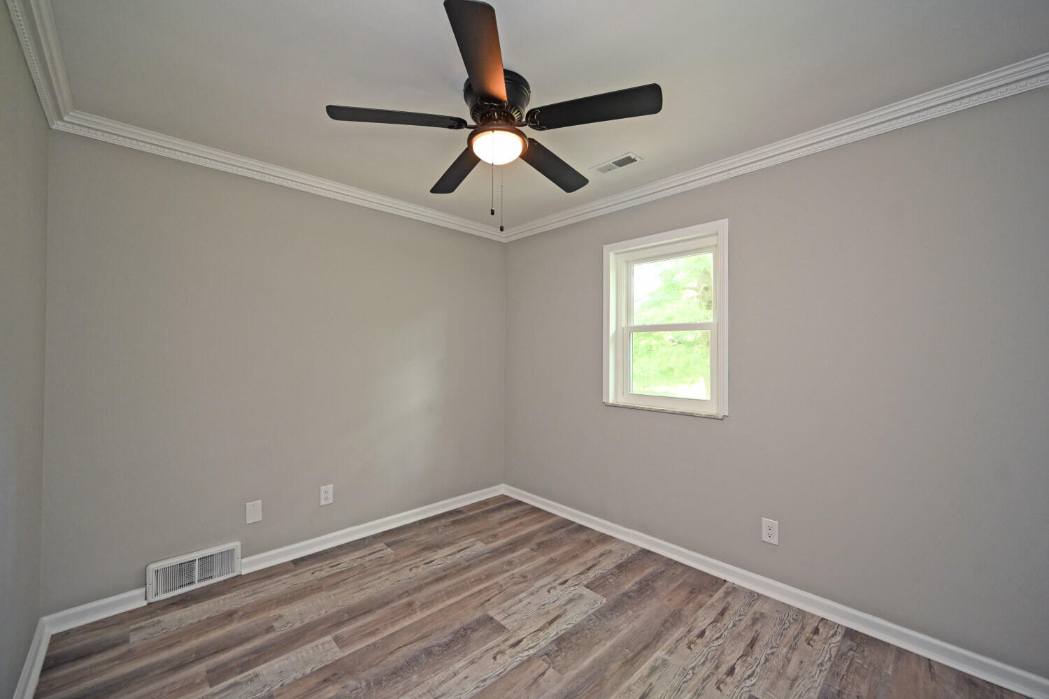 1044 Merrell Road Property Photo 32