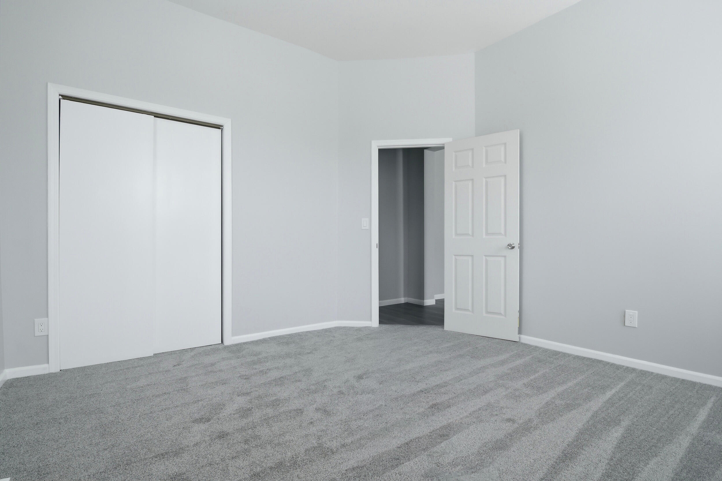 329 Berry Avenue Property Photo 11