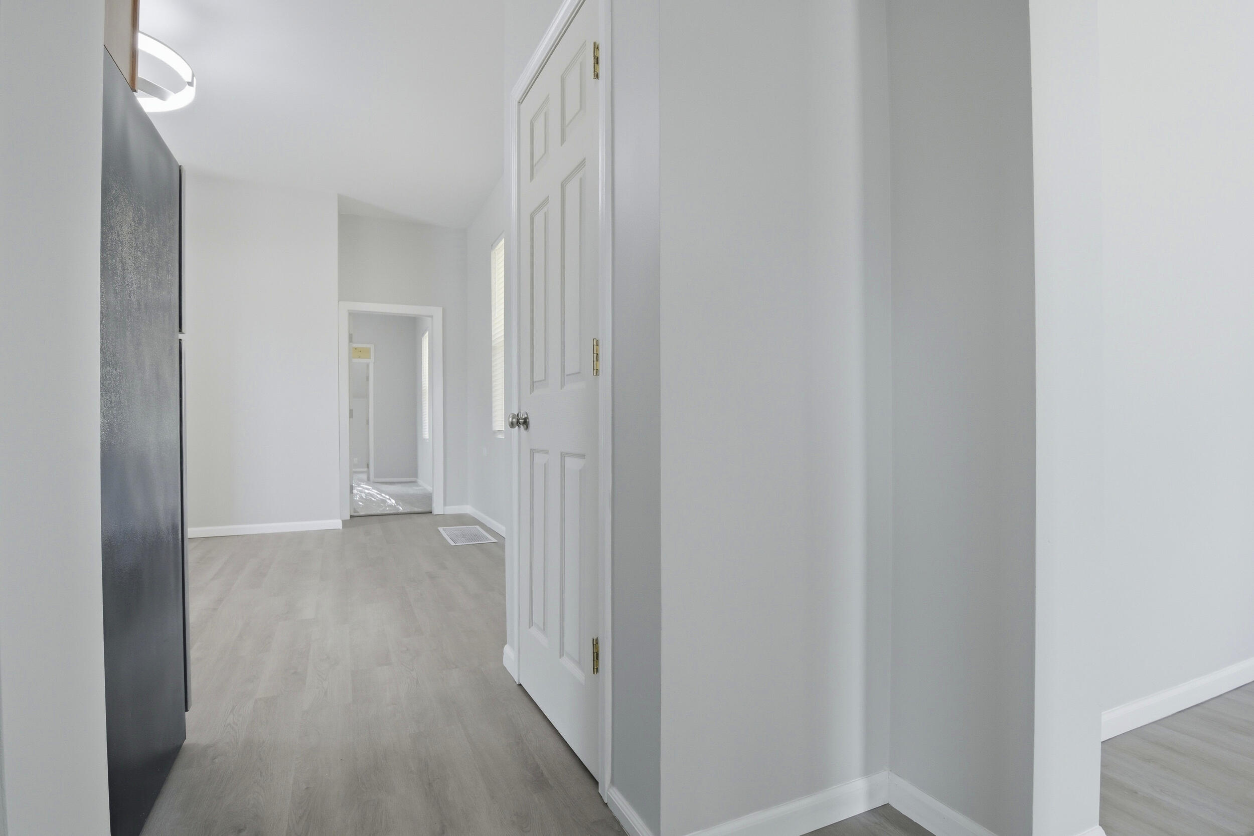 329 Berry Avenue Property Photo 12