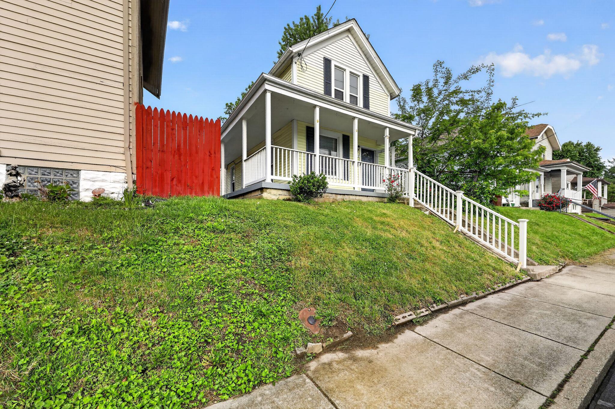 4347 Huntington Avenue Property Photo 3