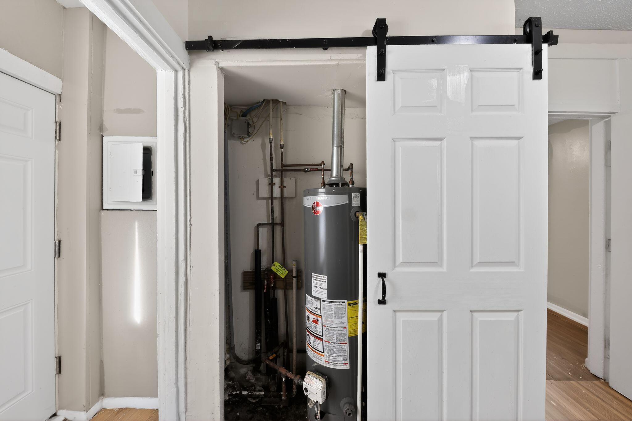 4347 Huntington Avenue Property Photo 29
