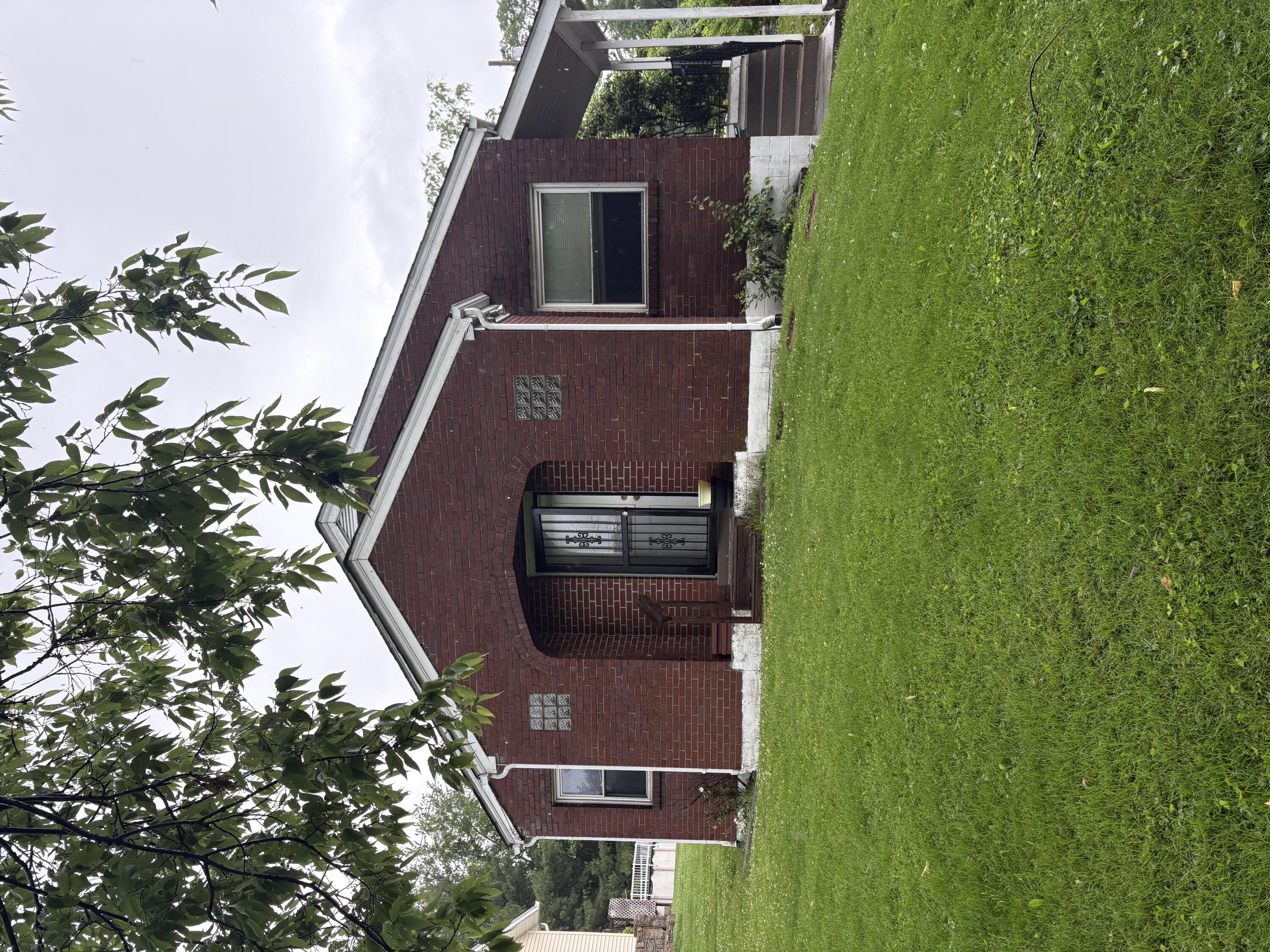 1 Garnett Avenue Property Photo 1
