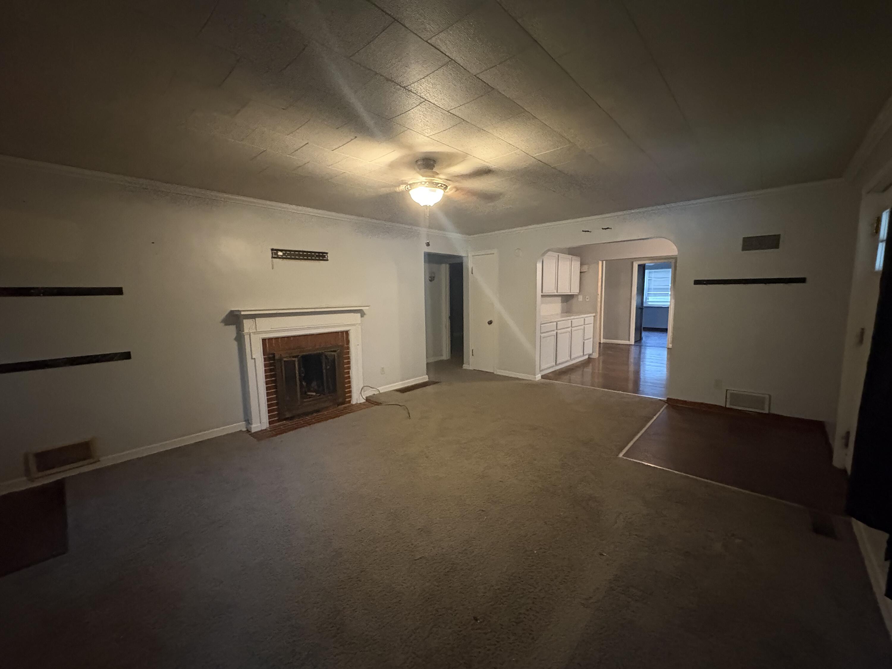 1 Garnett Avenue Property Photo 7