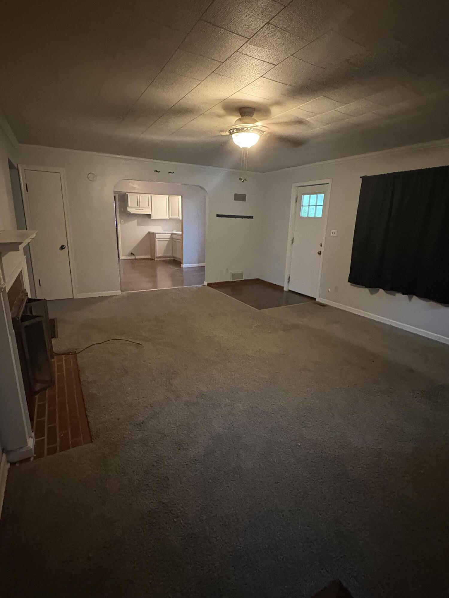1 Garnett Avenue Property Photo 8