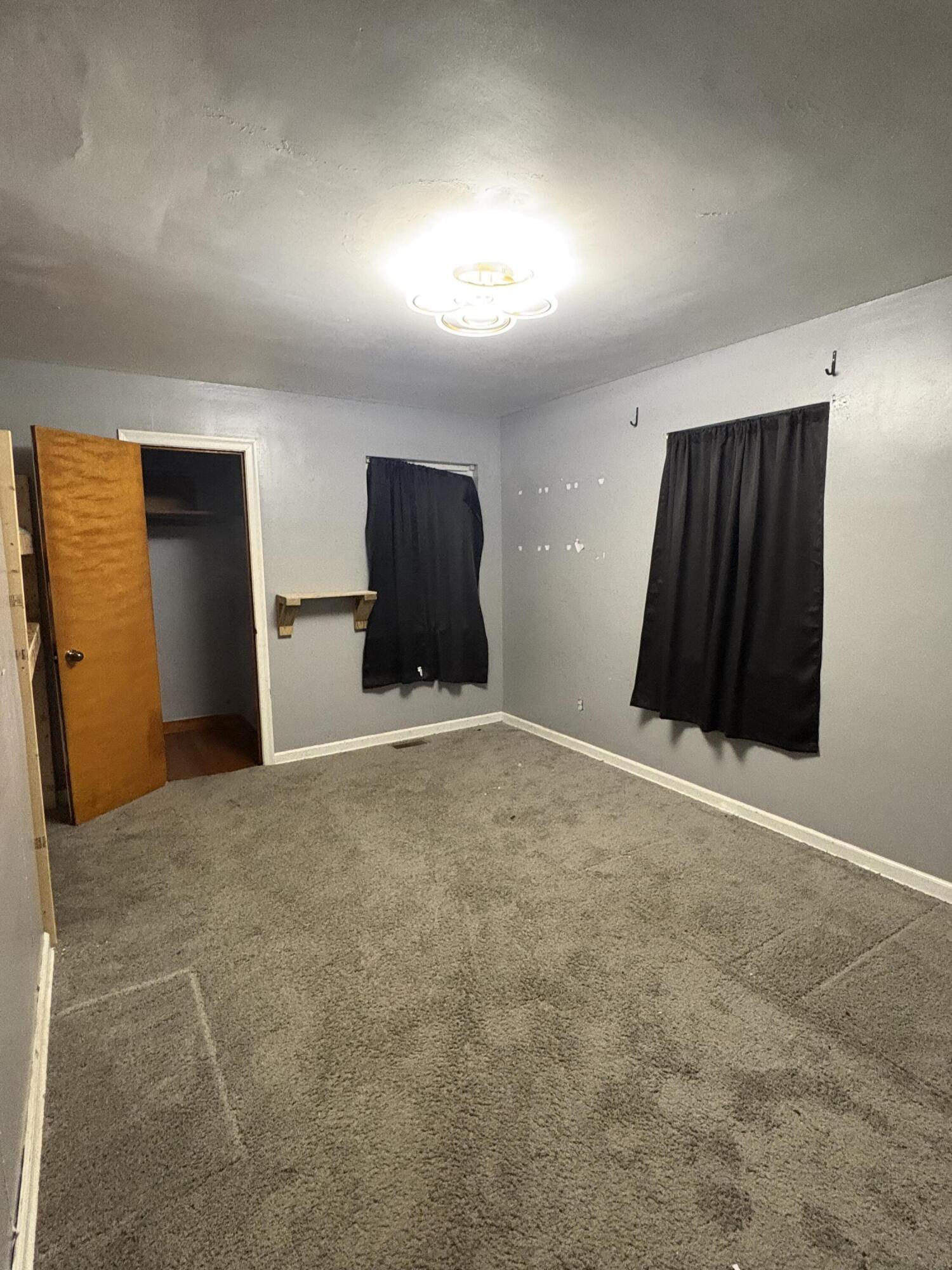 1 Garnett Avenue Property Photo 14