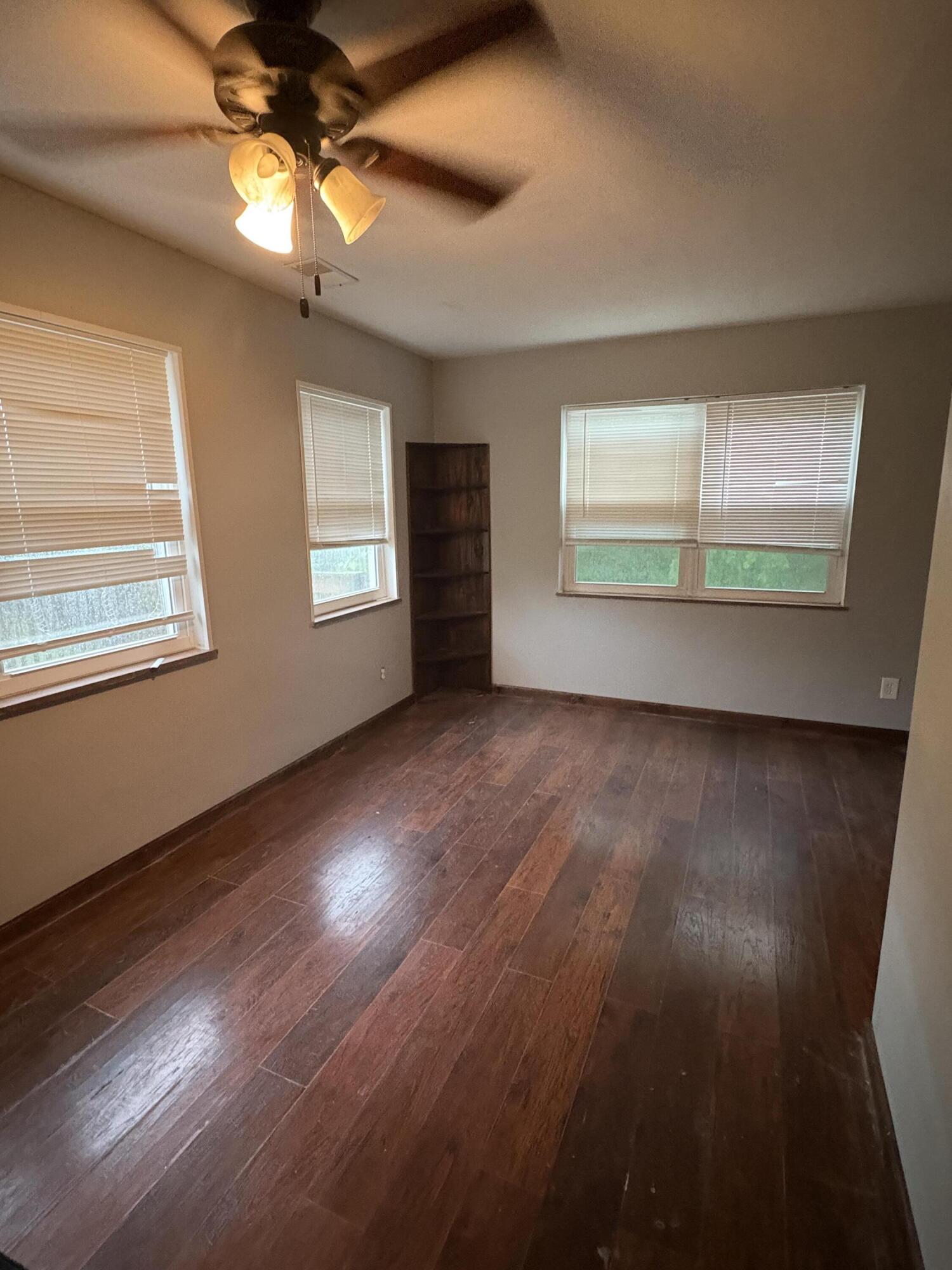 1 Garnett Avenue Property Photo 17