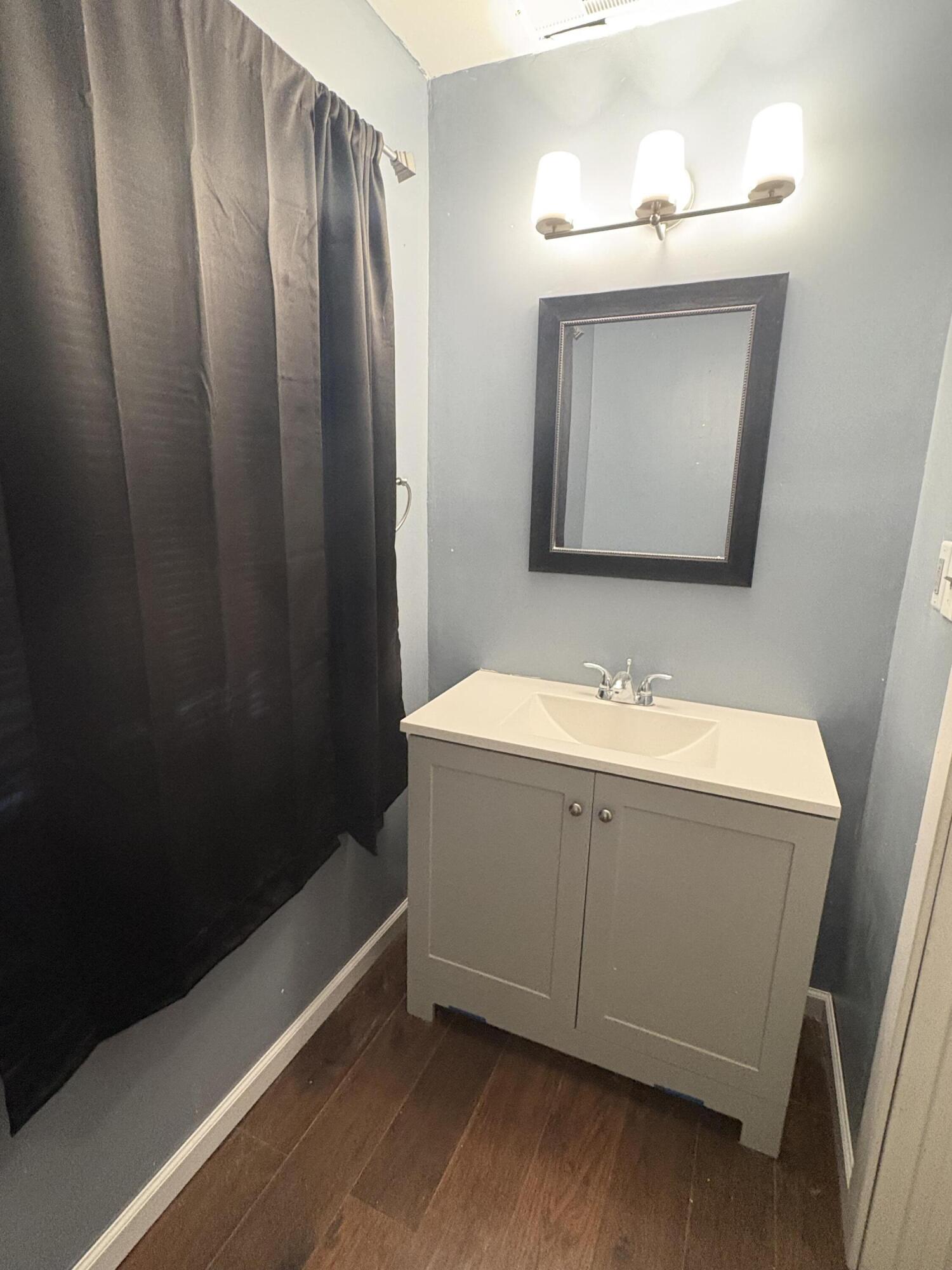 1 Garnett Avenue Property Photo 18
