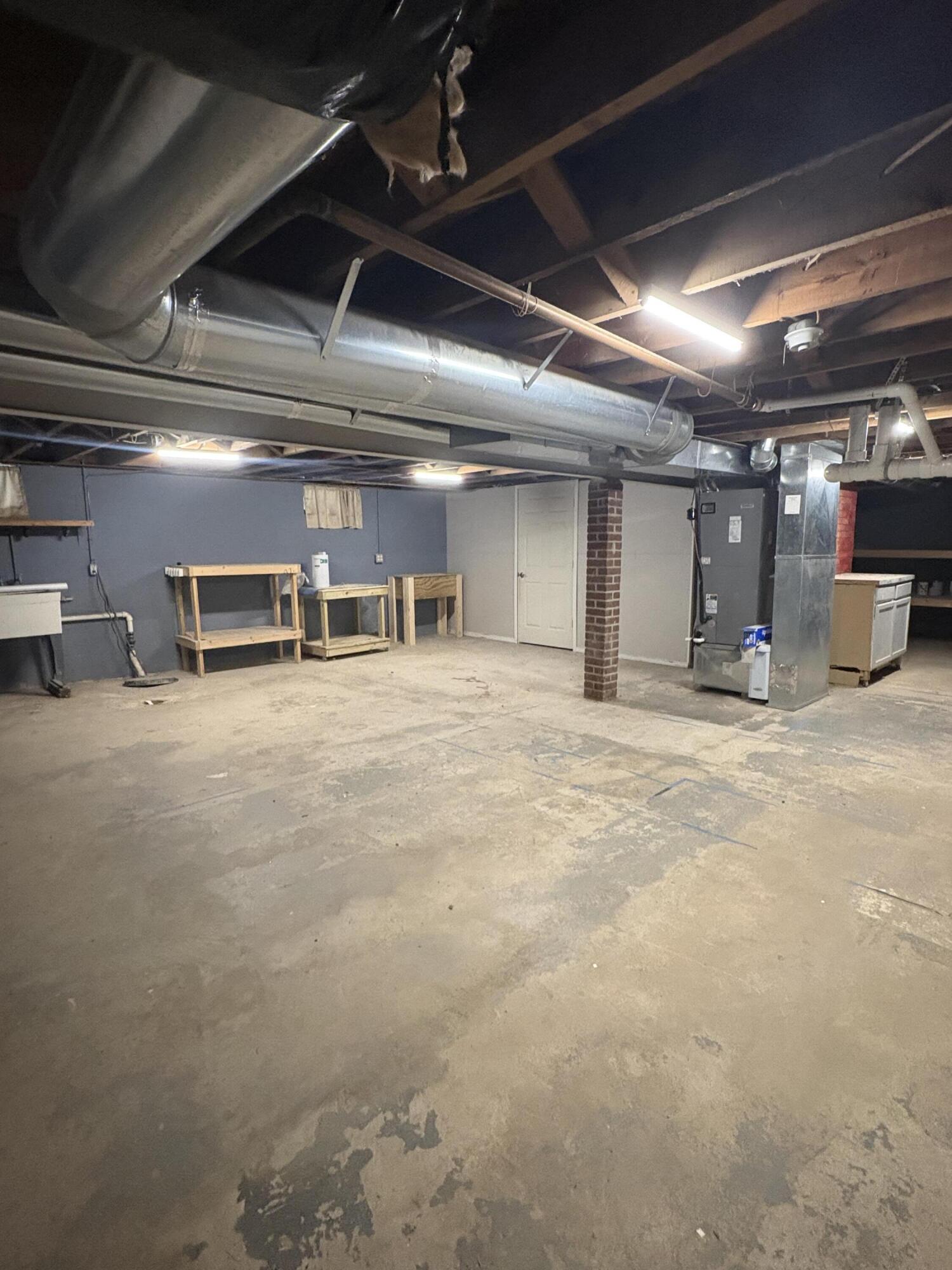 1 Garnett Avenue Property Photo 21