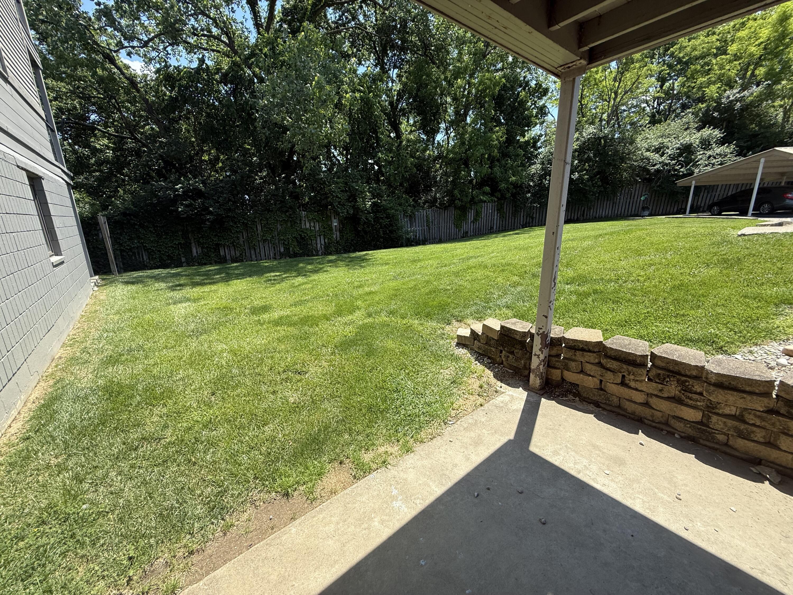 111 Winding Way, L Property Photo 21