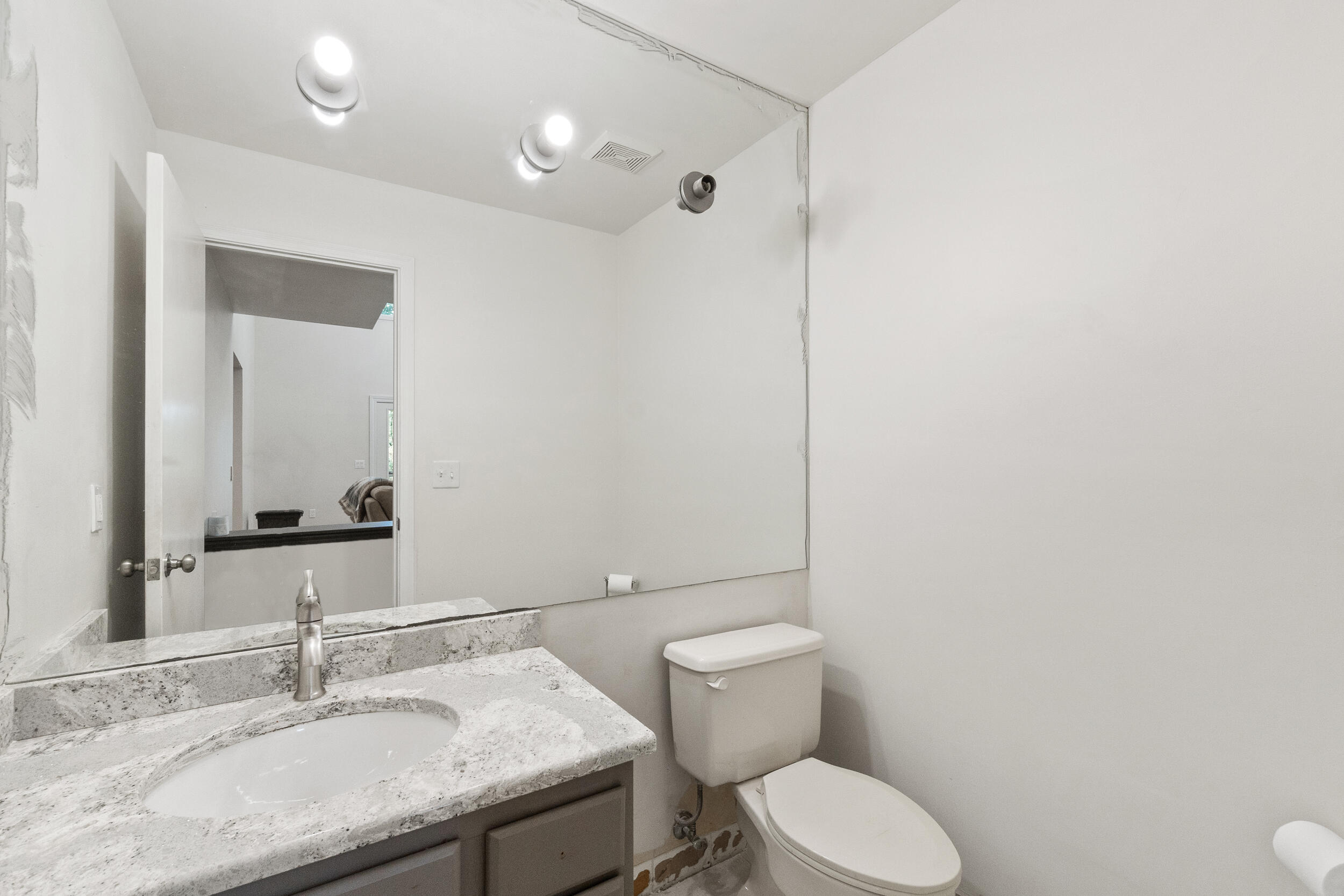 795 Elizabeth Drive Property Photo 18