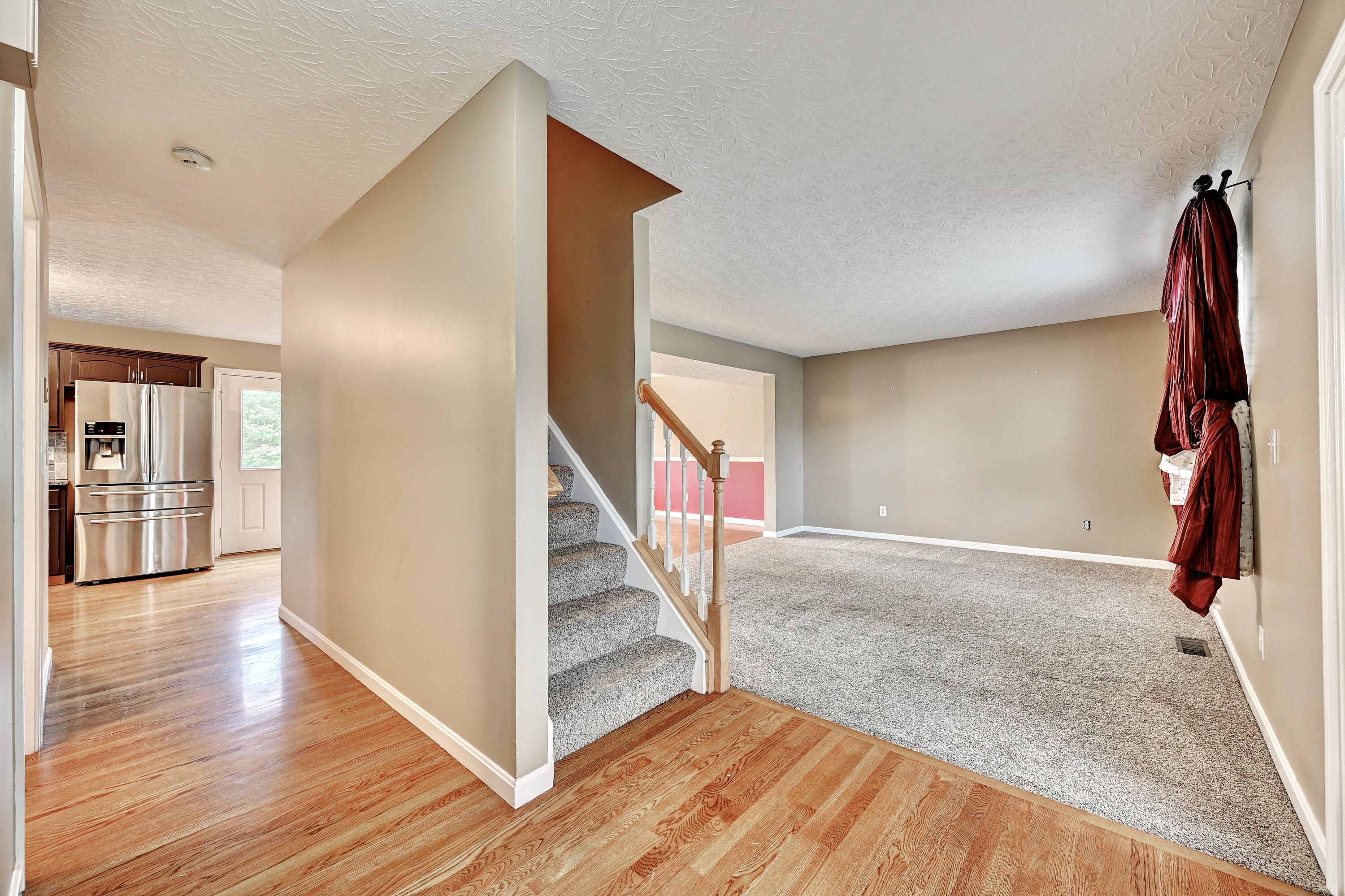 415 Claiborne Drive Property Photo 6
