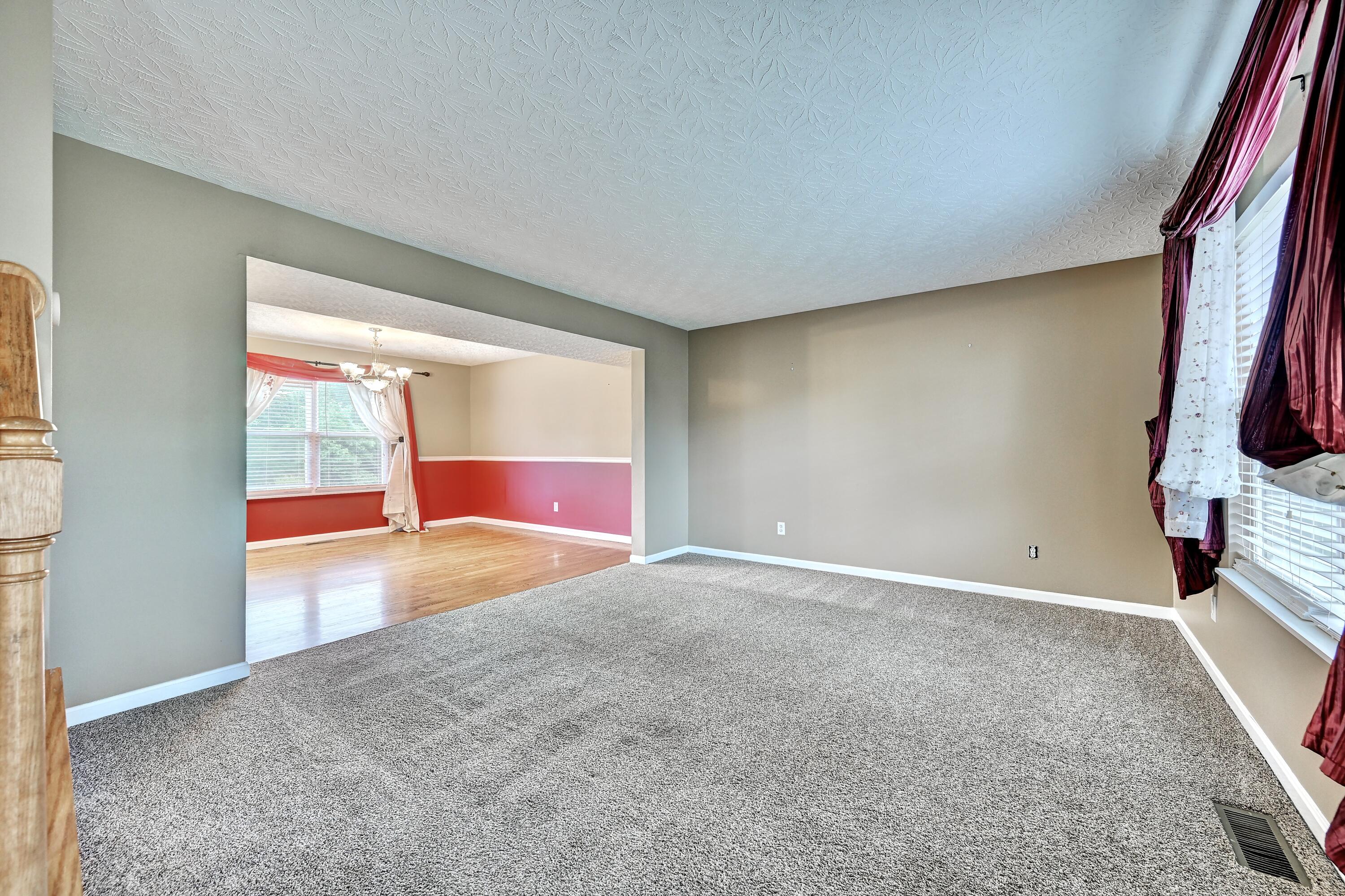 415 Claiborne Drive Property Photo 7