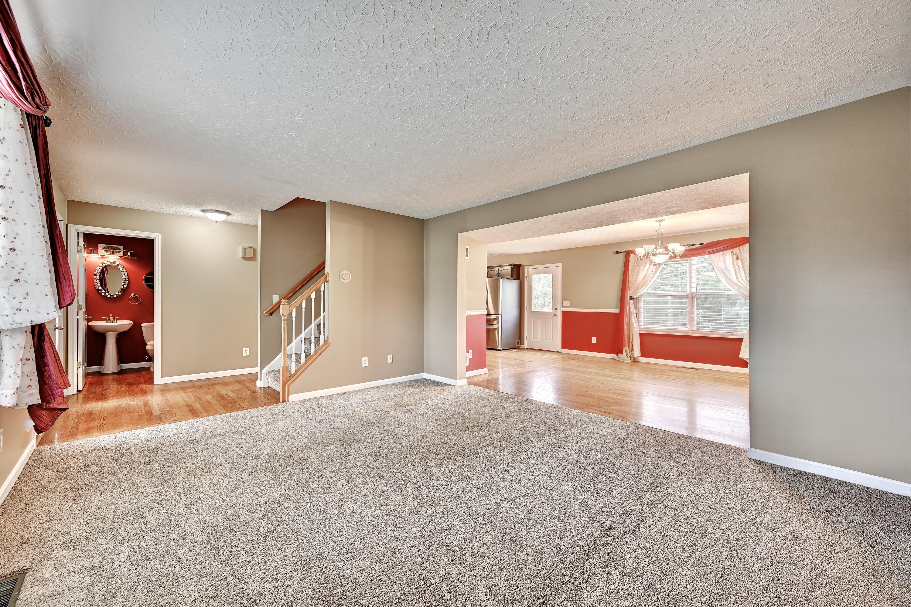 415 Claiborne Drive Property Photo 8