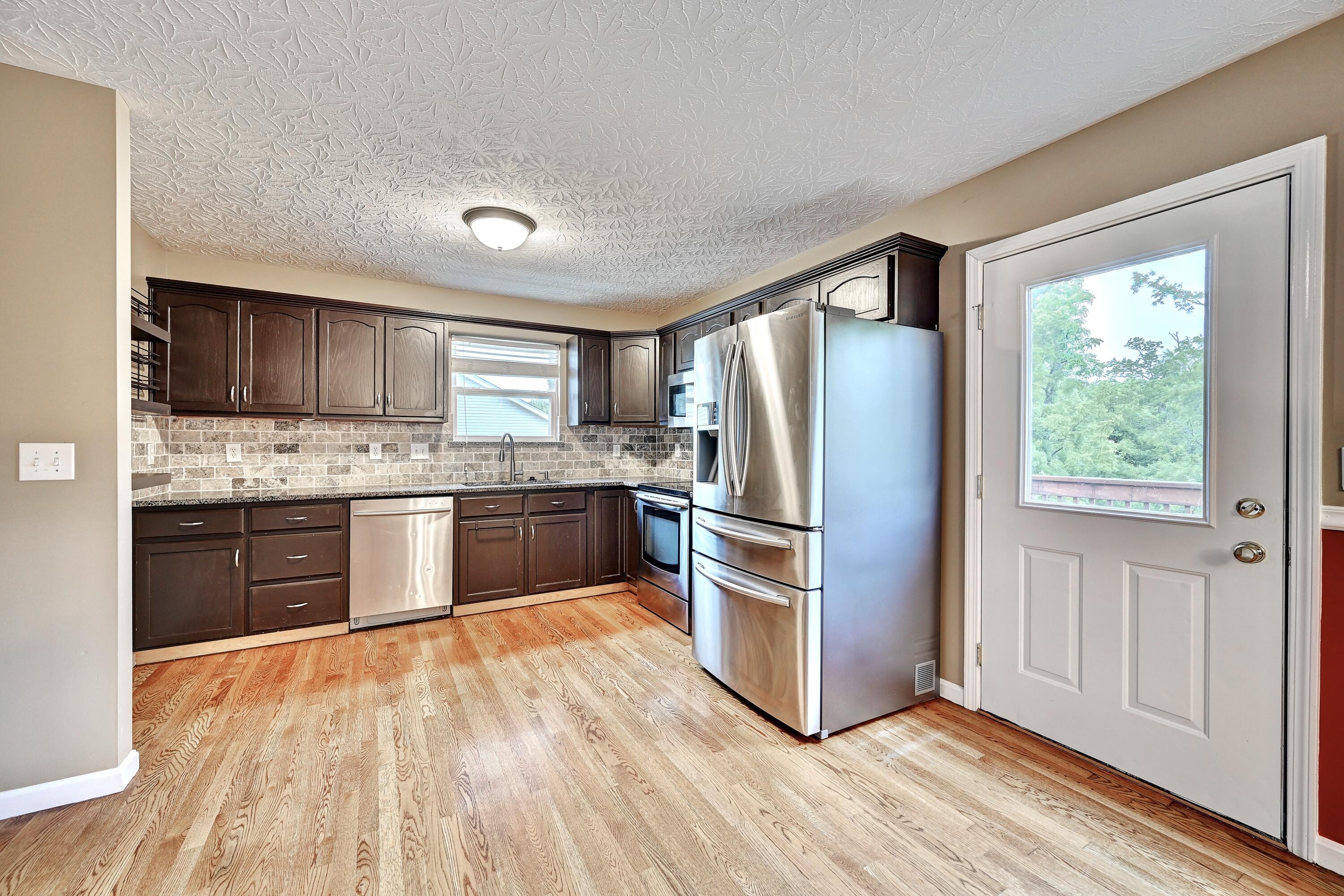 415 Claiborne Drive Property Photo 12