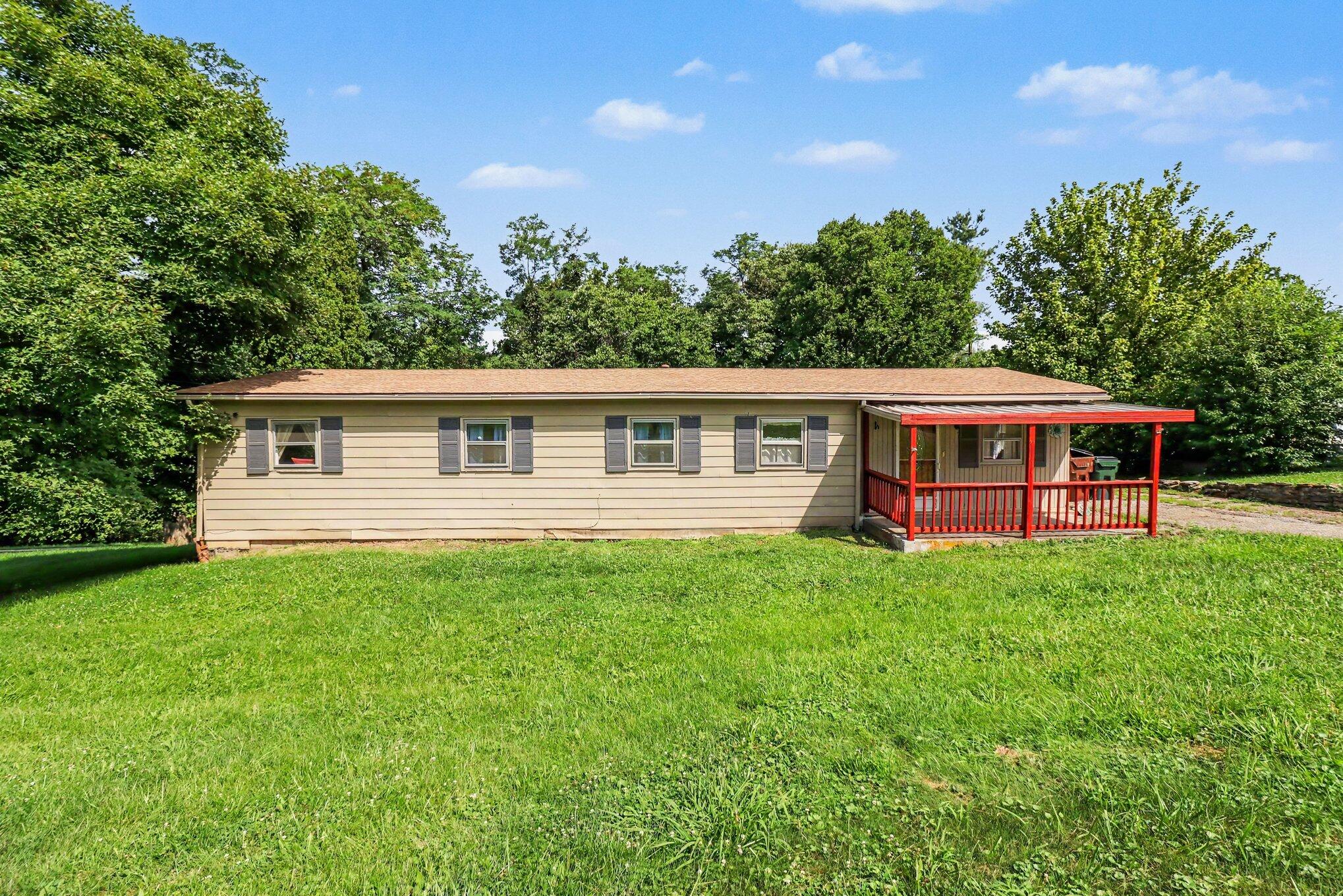 2976 Senour Road Property Photo 2
