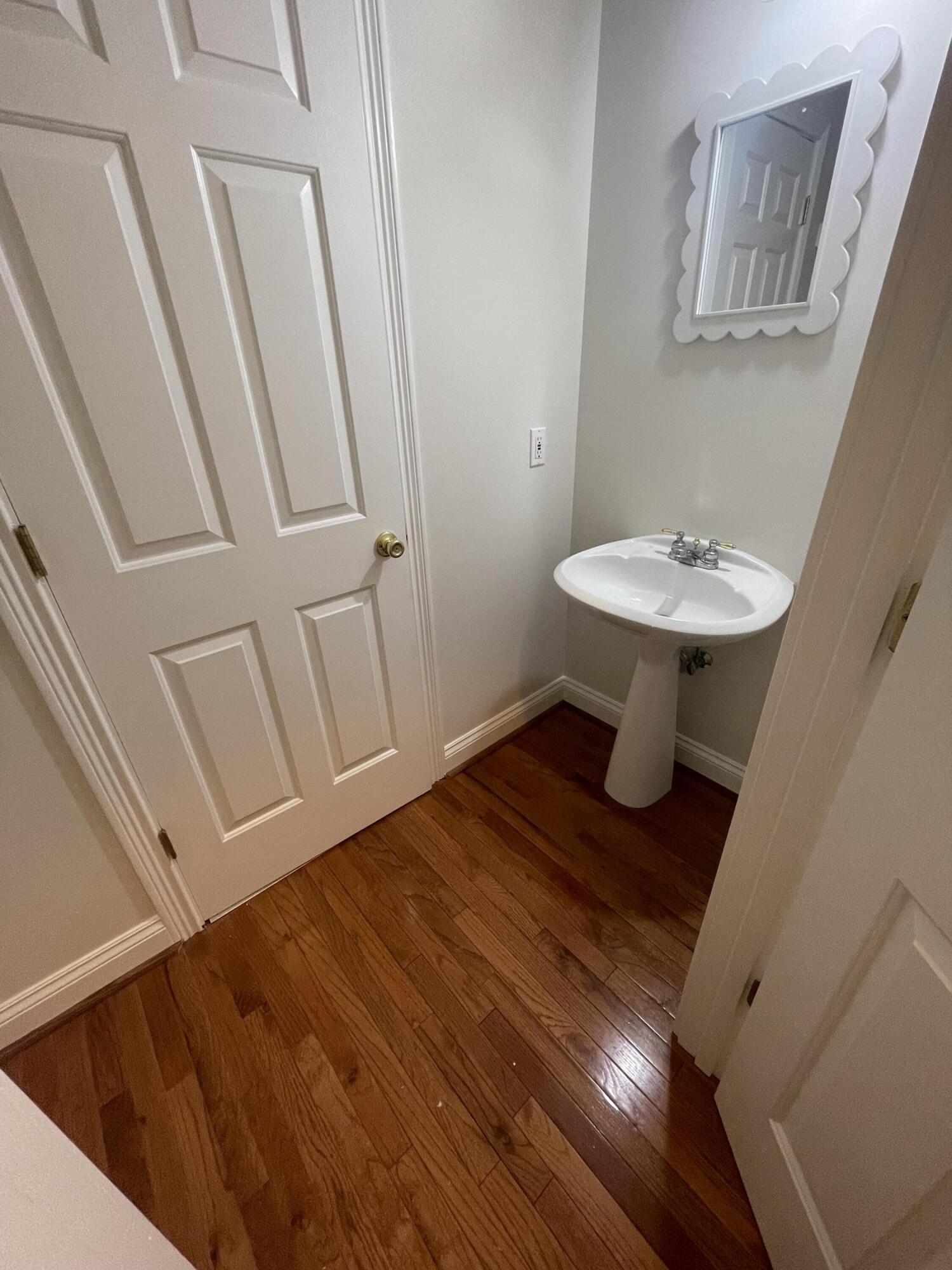 467 Erlanger Road Property Photo 7
