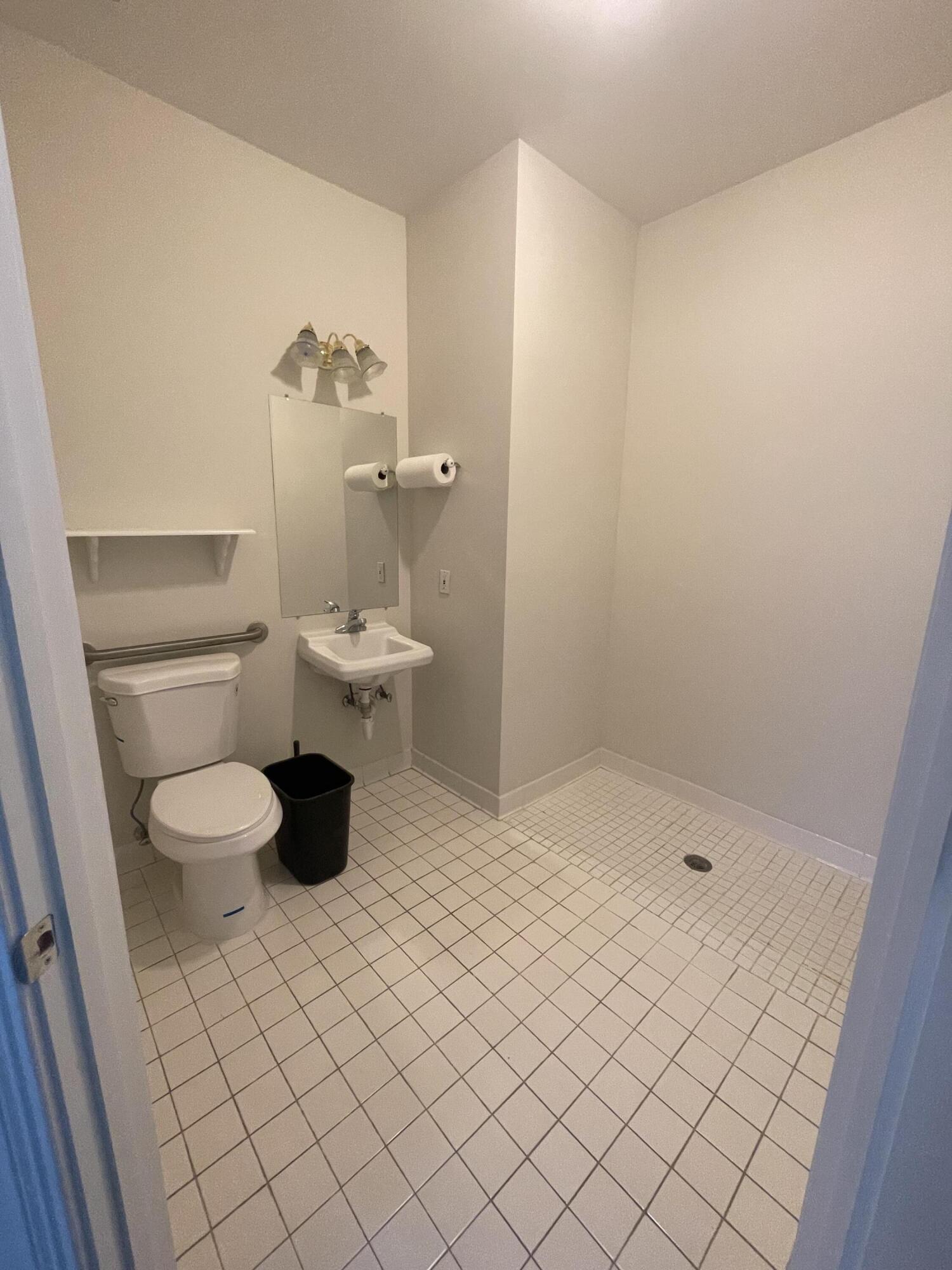 467 Erlanger Road Property Photo 10