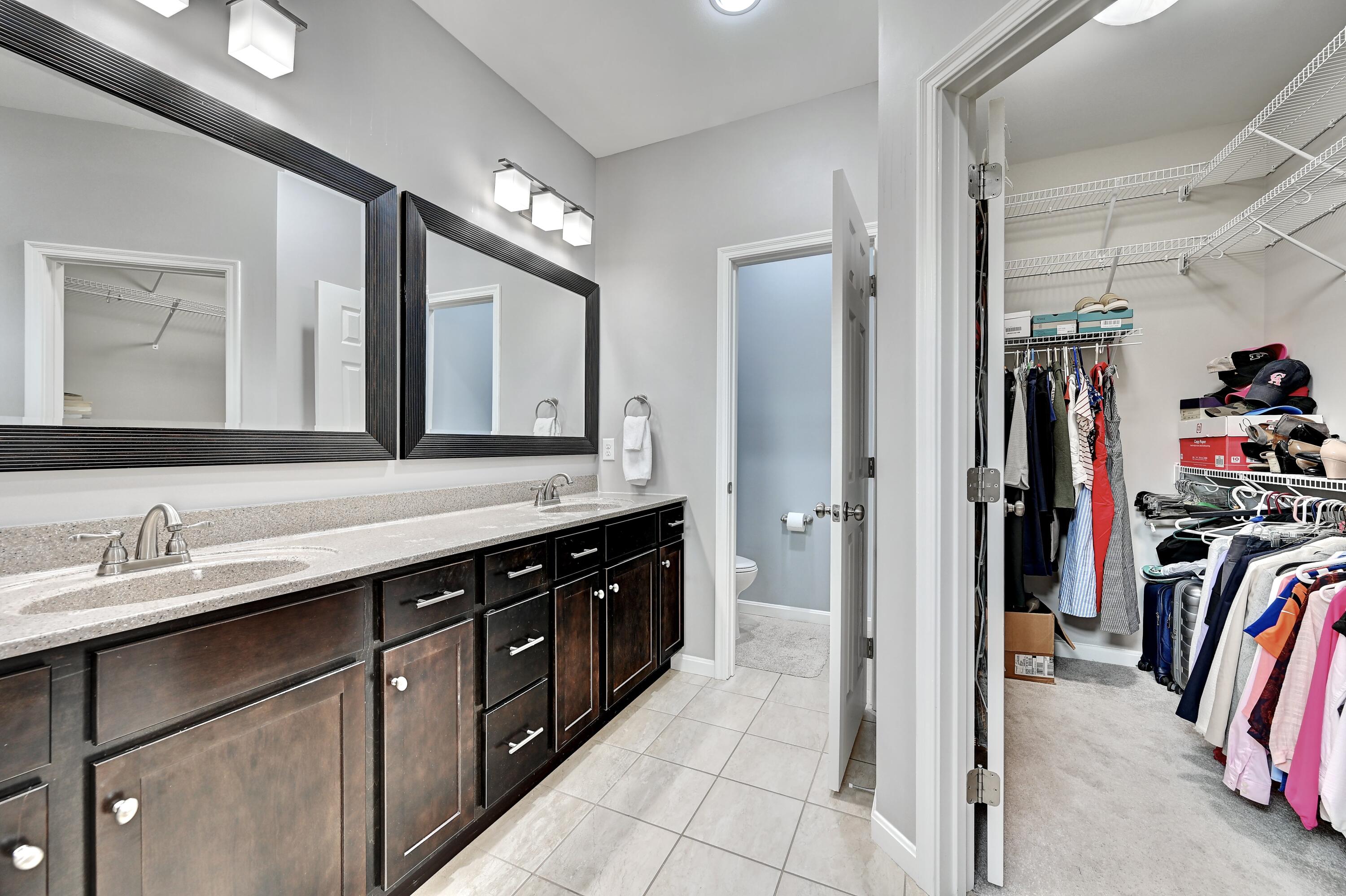 5048 Loch Drive Property Photo 10
